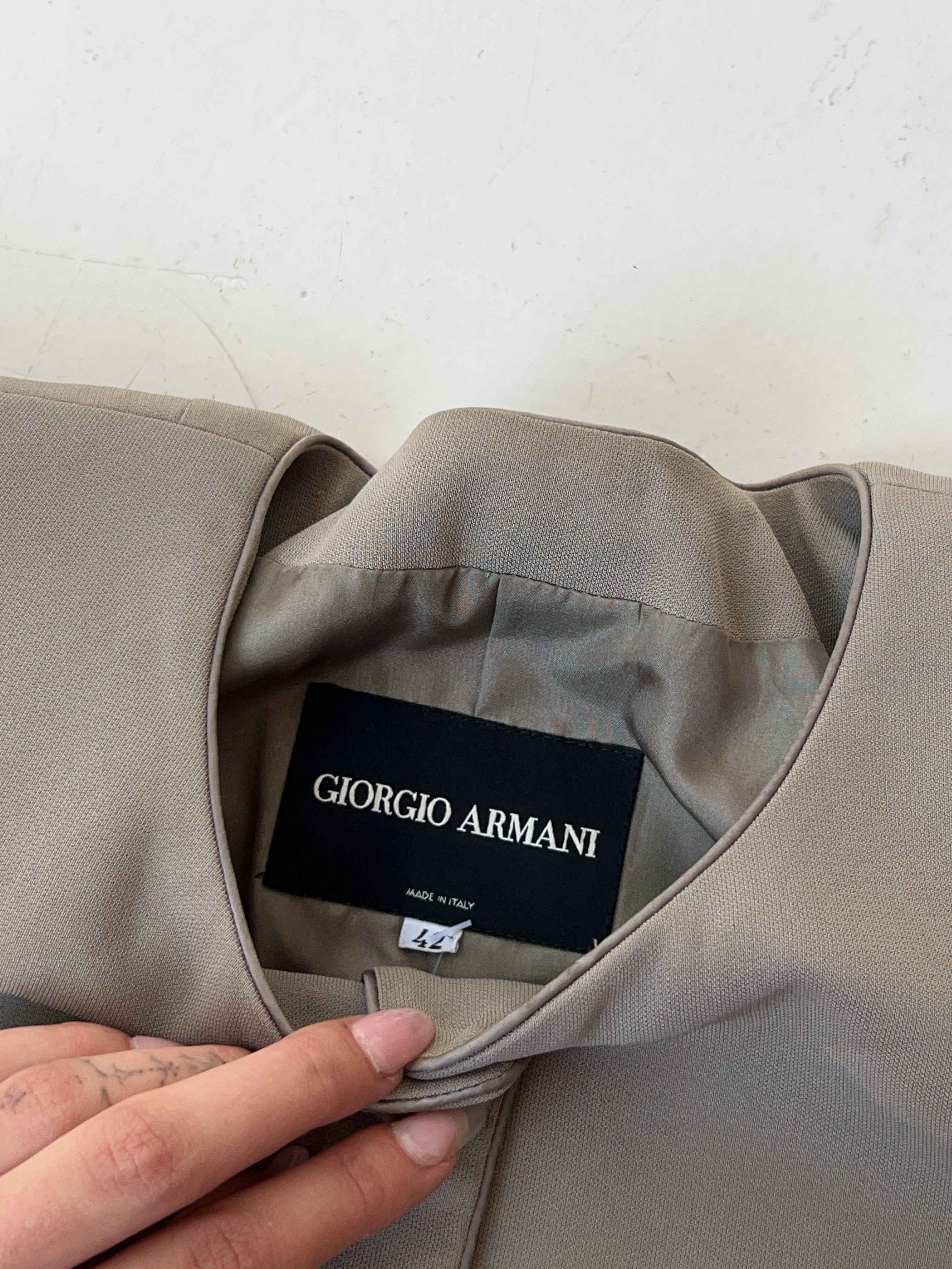 Vintage Giorgio Armani Cropped Blazer (L)