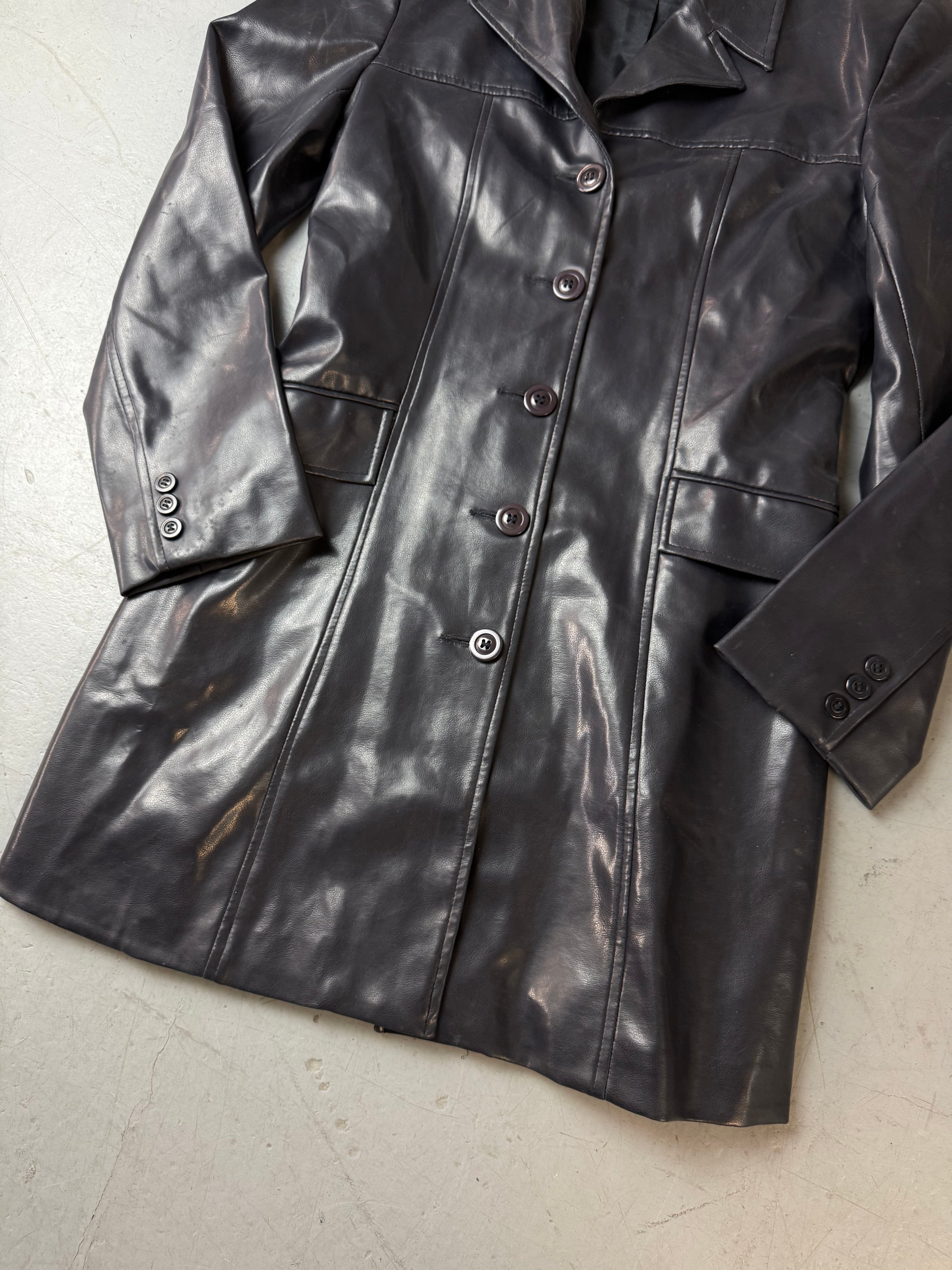 Vintage Dark Blue Faux Leather Coat für Damen. Y2K 2000s Fashion.