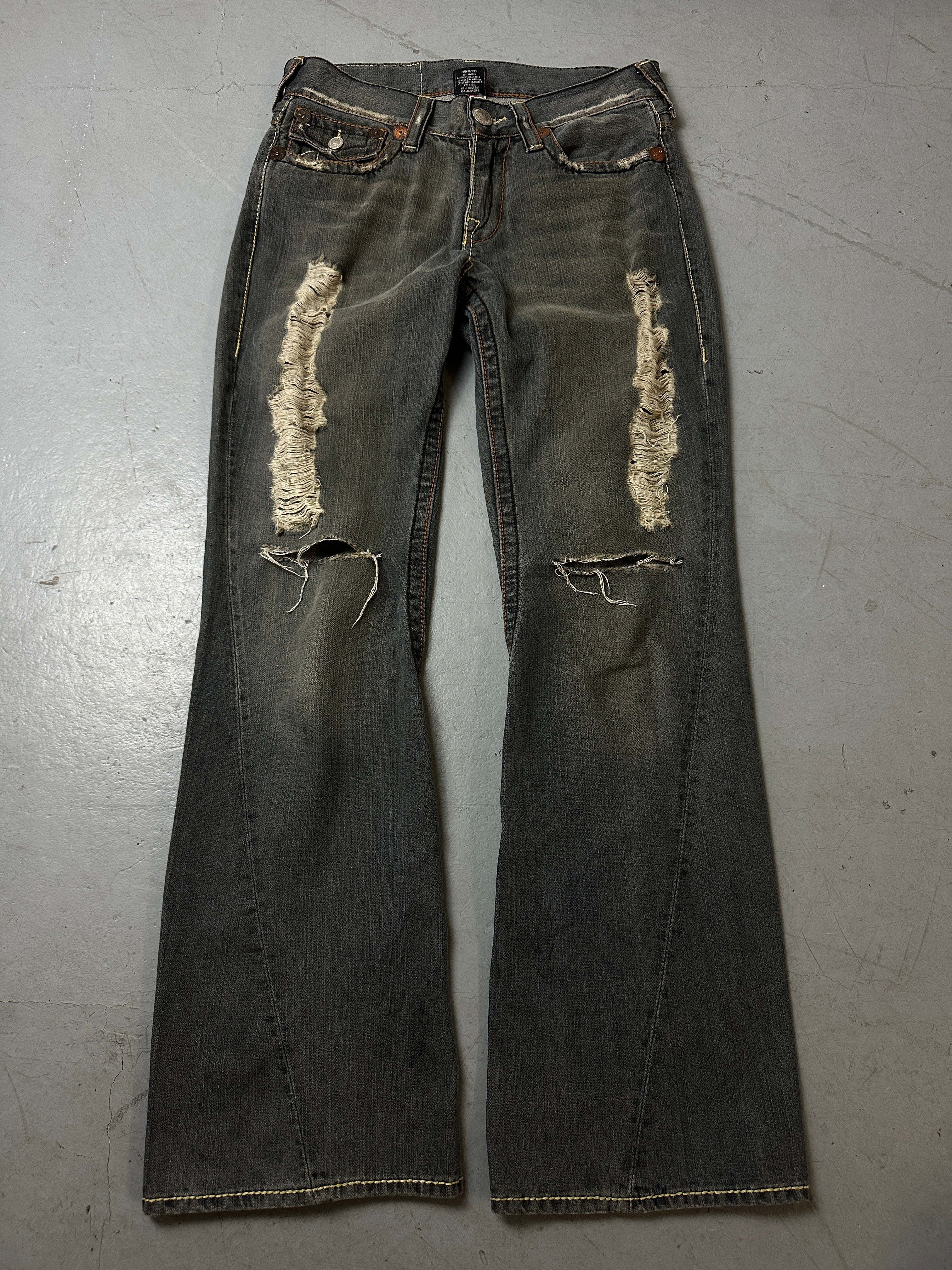 Produktbild von Vintage Grey Ripped & Flared True Religion S/M von vorne