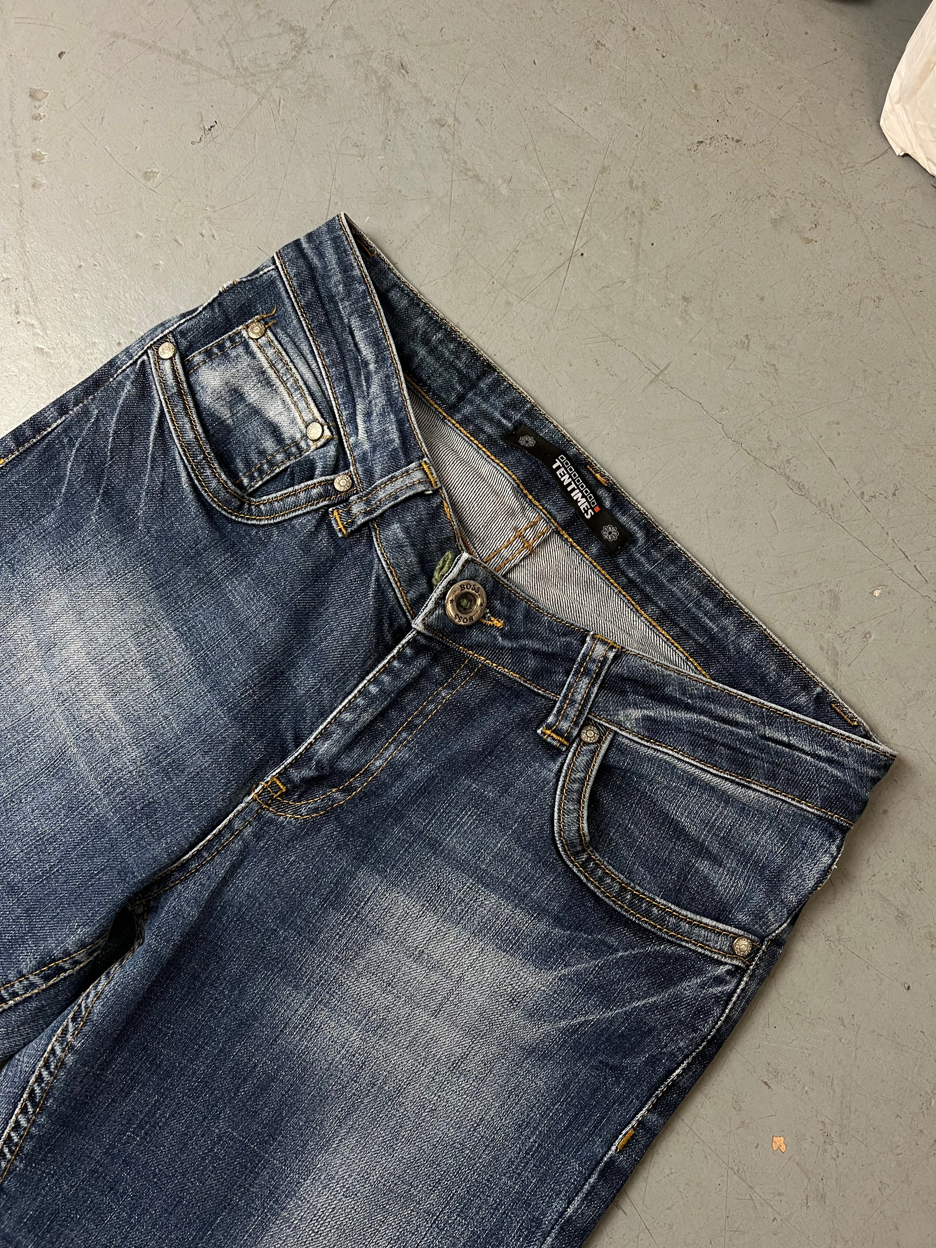 Vintage Tentimes Darkblue Low Waist Bootcut Jeans für Damen. Y2K Second Hand 2000s Fashion