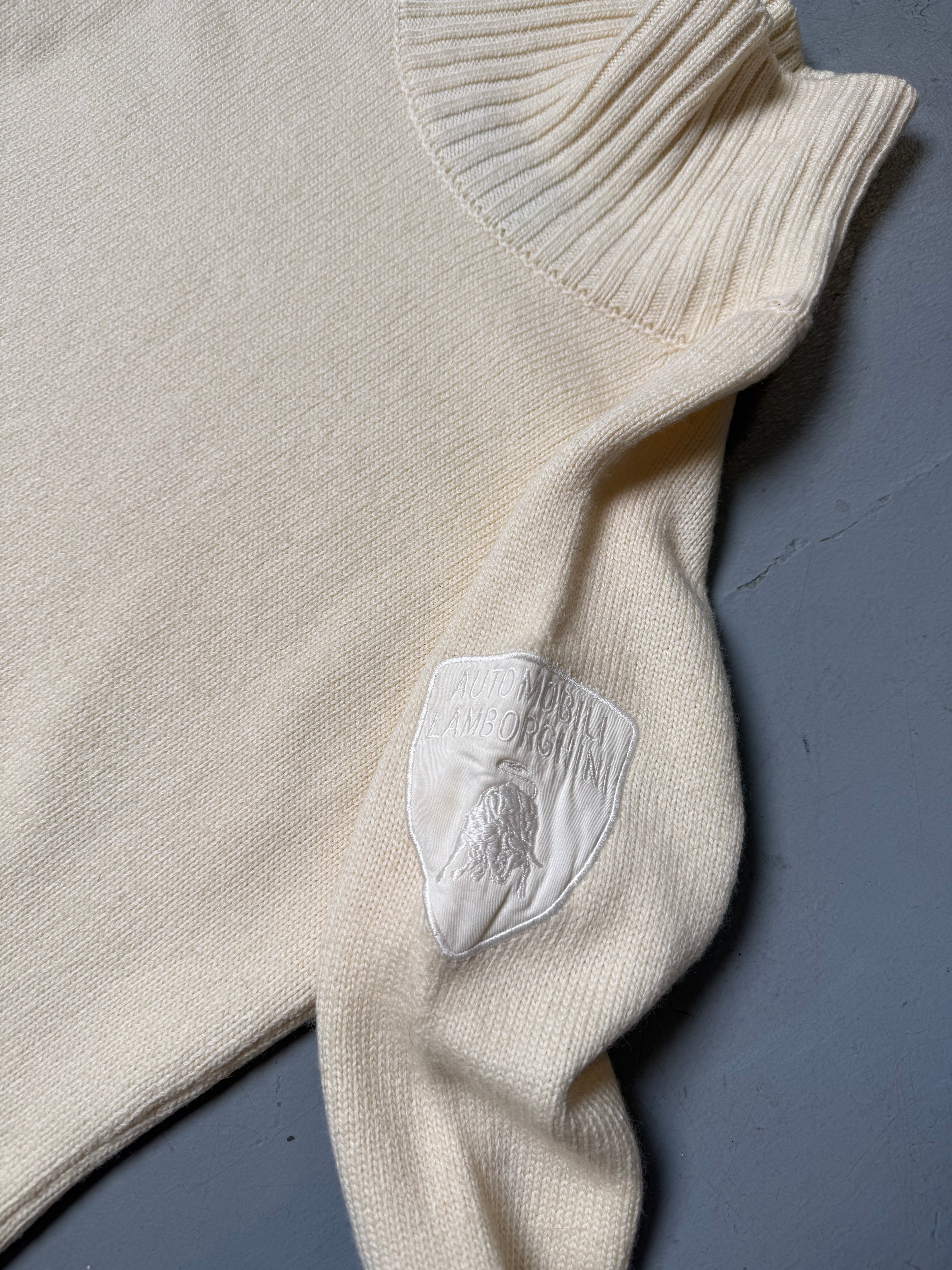 Vintage Lamborghini Cream Turtleneck Knit Sweater für Damen. Y2K Secondhand 2000s Fashion.