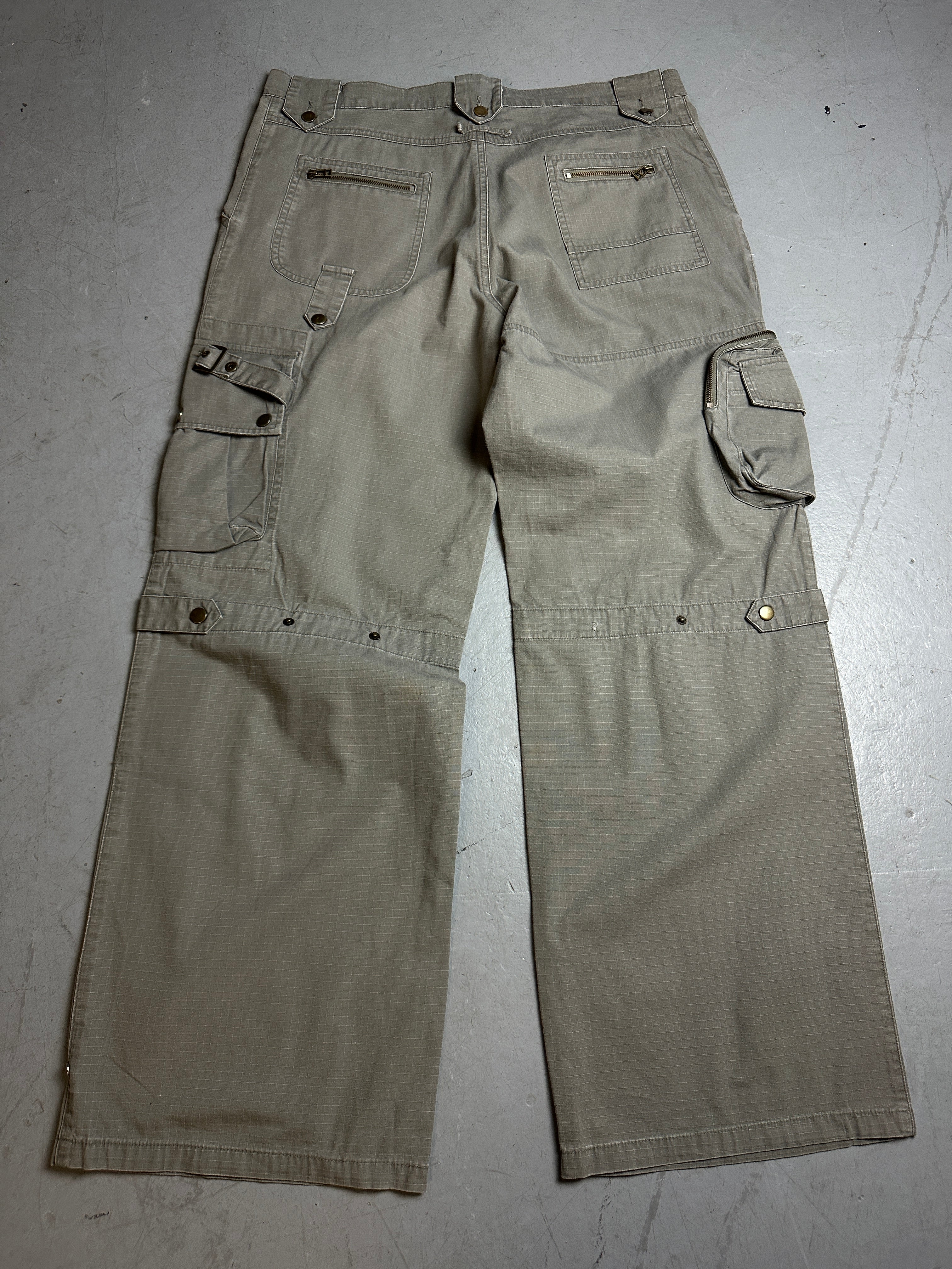 Productbild von Vintage Khaki Cargo Pants L/XL von hinten 