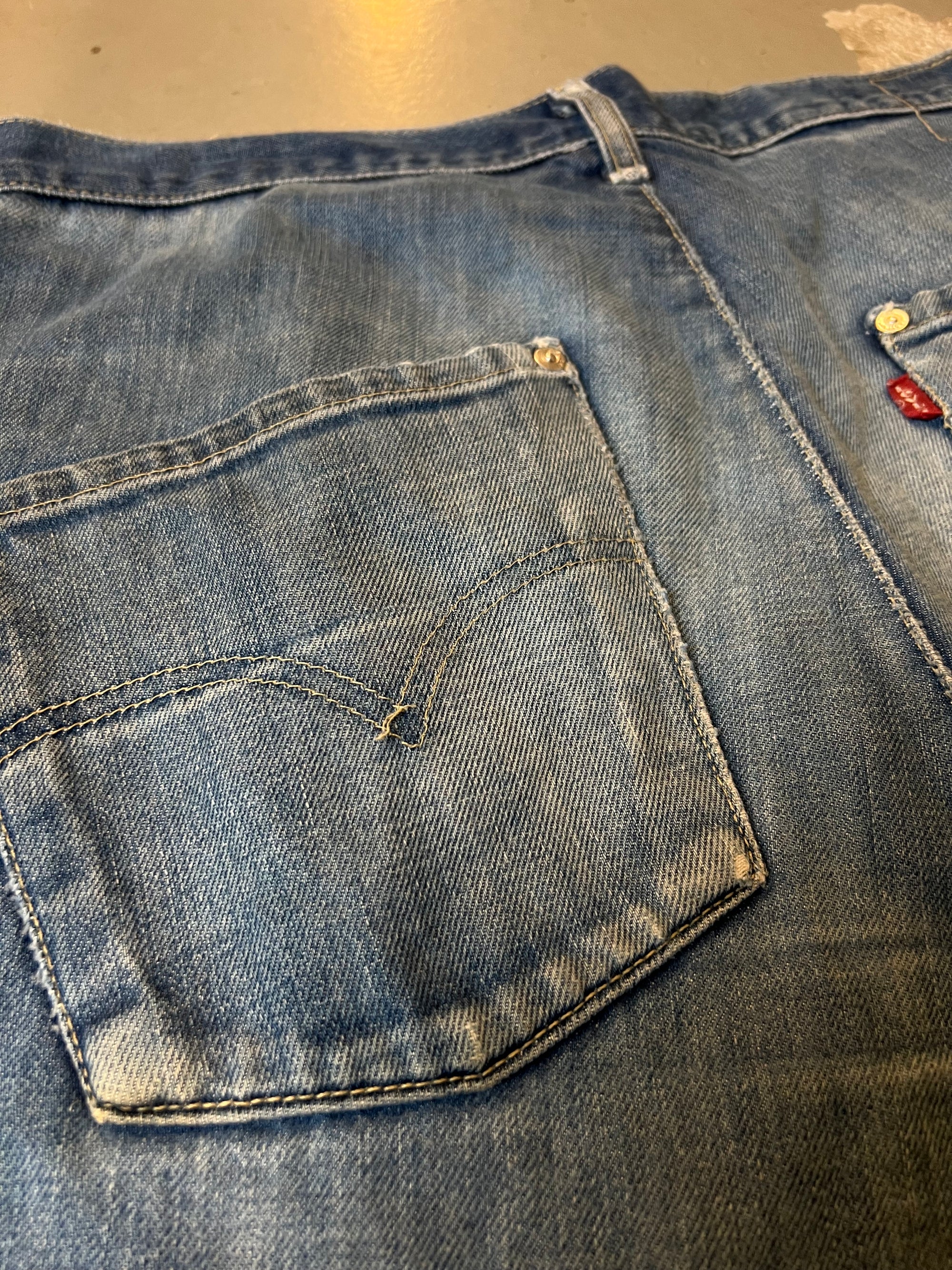 Vintage Blue Levis Engineered Denim M/L
