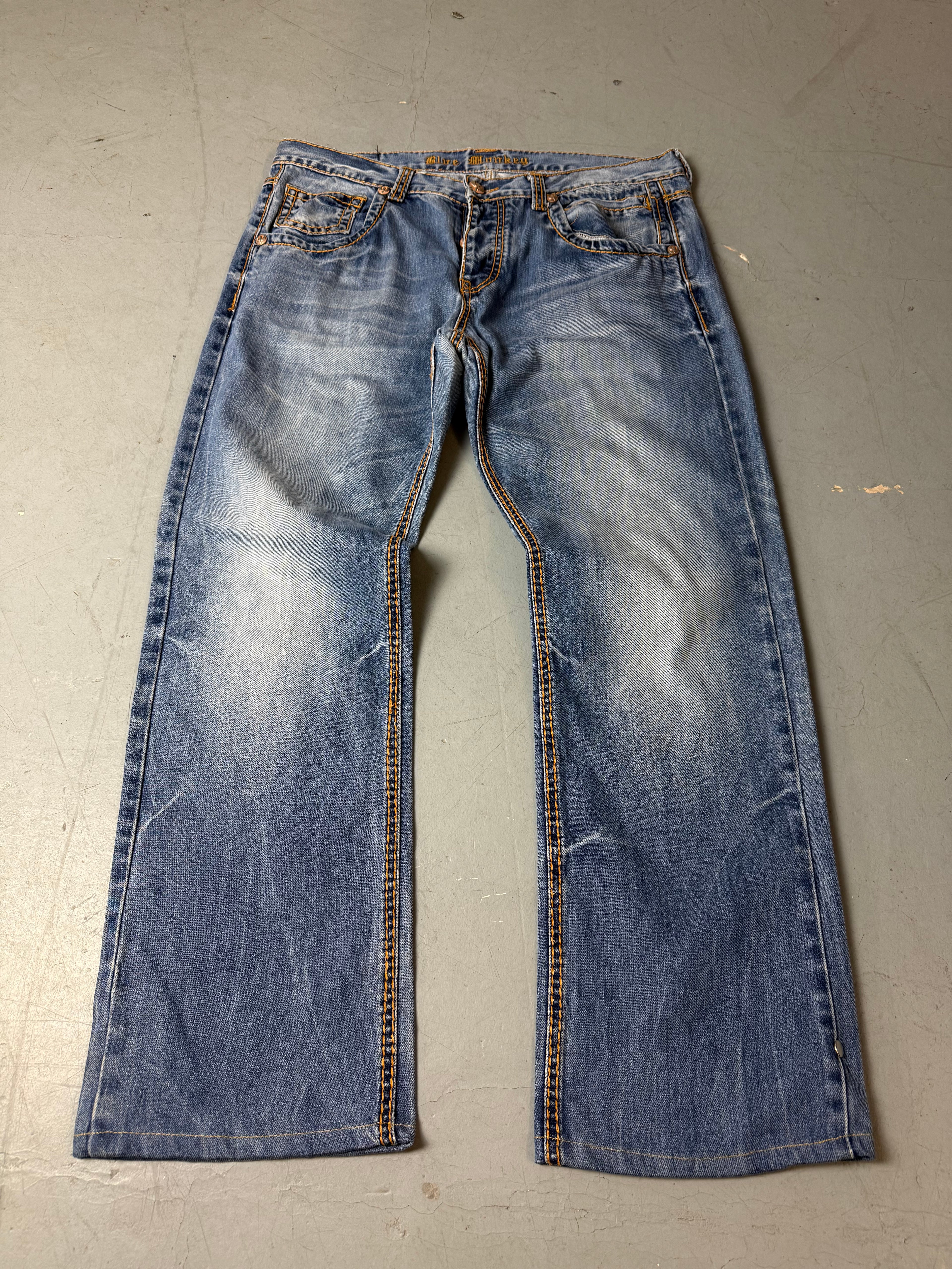 Produktbild von einer Vintage Blue Monkey Baggy Jeans von vorne