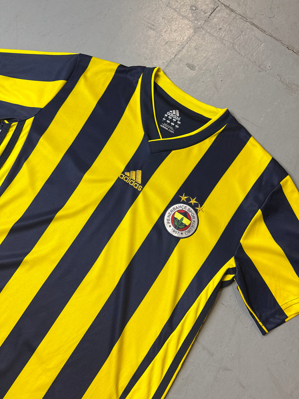 Vintage Adidas Fenerbahçe 15/16 Home Jersey L