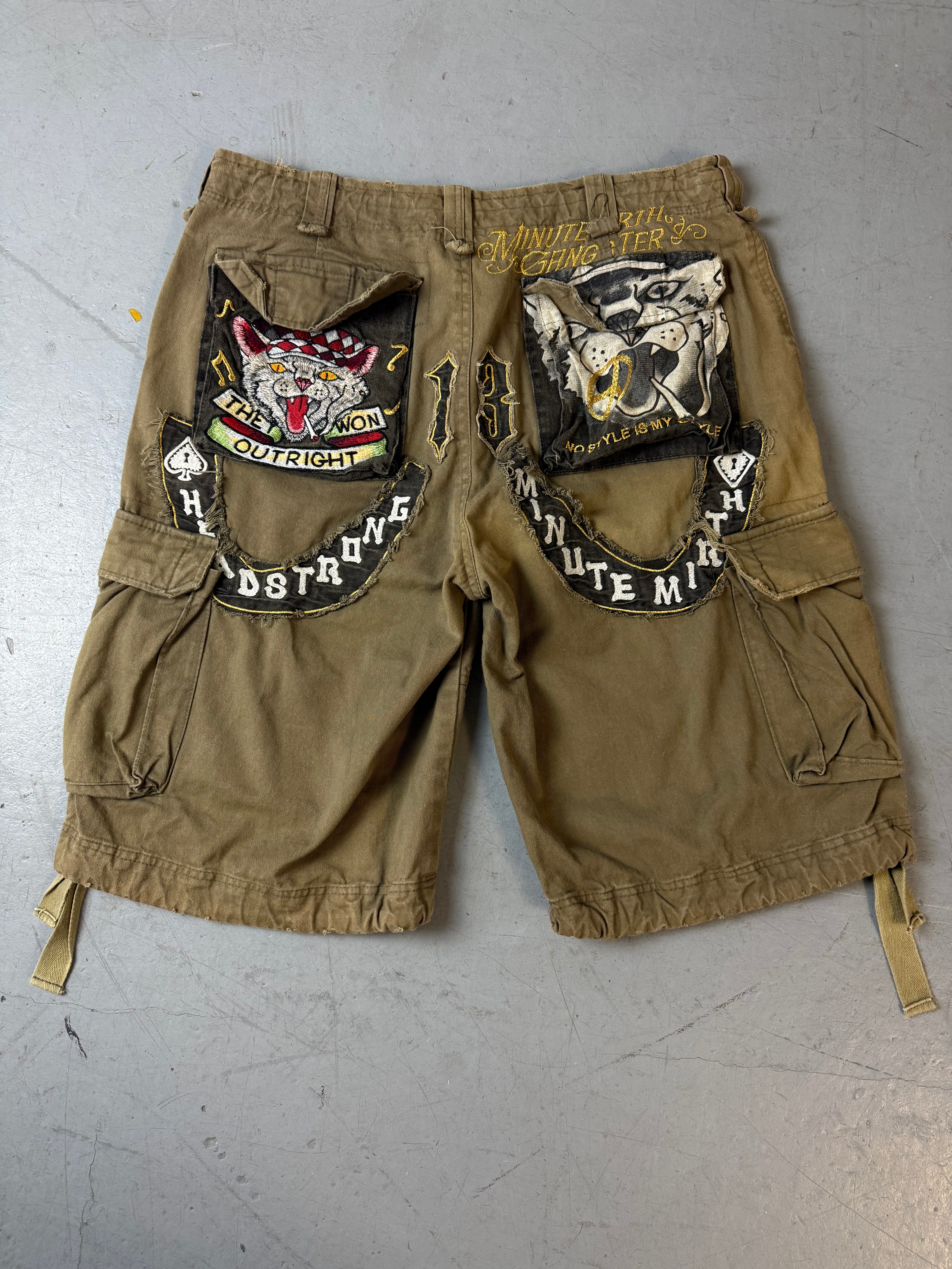Vintage Minute Mirth Khaki Printed Jorts für Herren.Y2K Second Hand 2000s Fashion