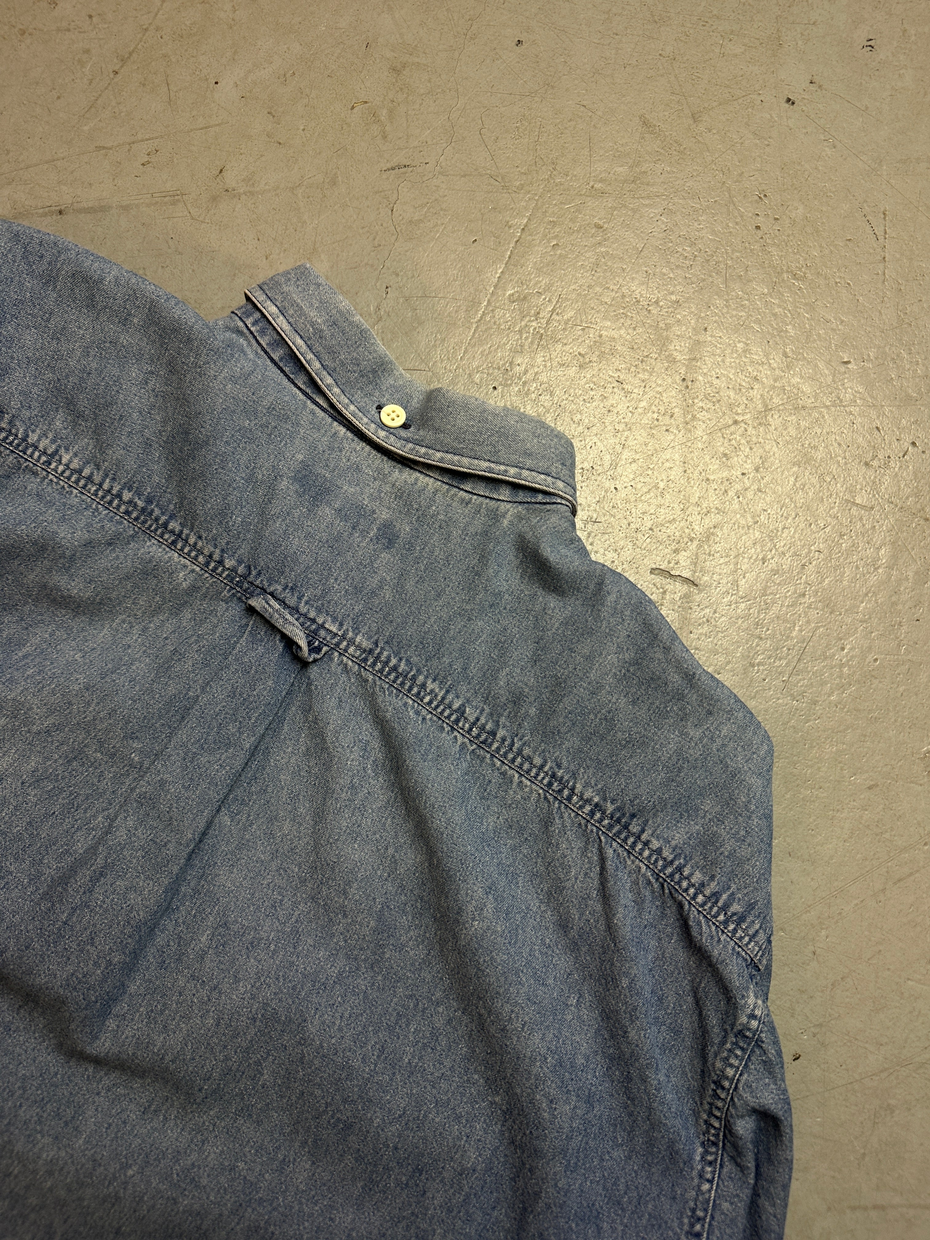 Detailbild von Vintage Stone Island Denim Button Up Shirt von hinten