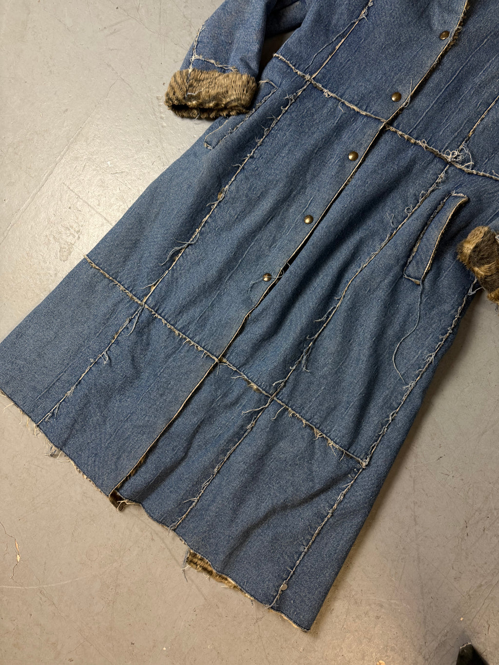 Vintage Denim Coat with Faux Fur Lining M