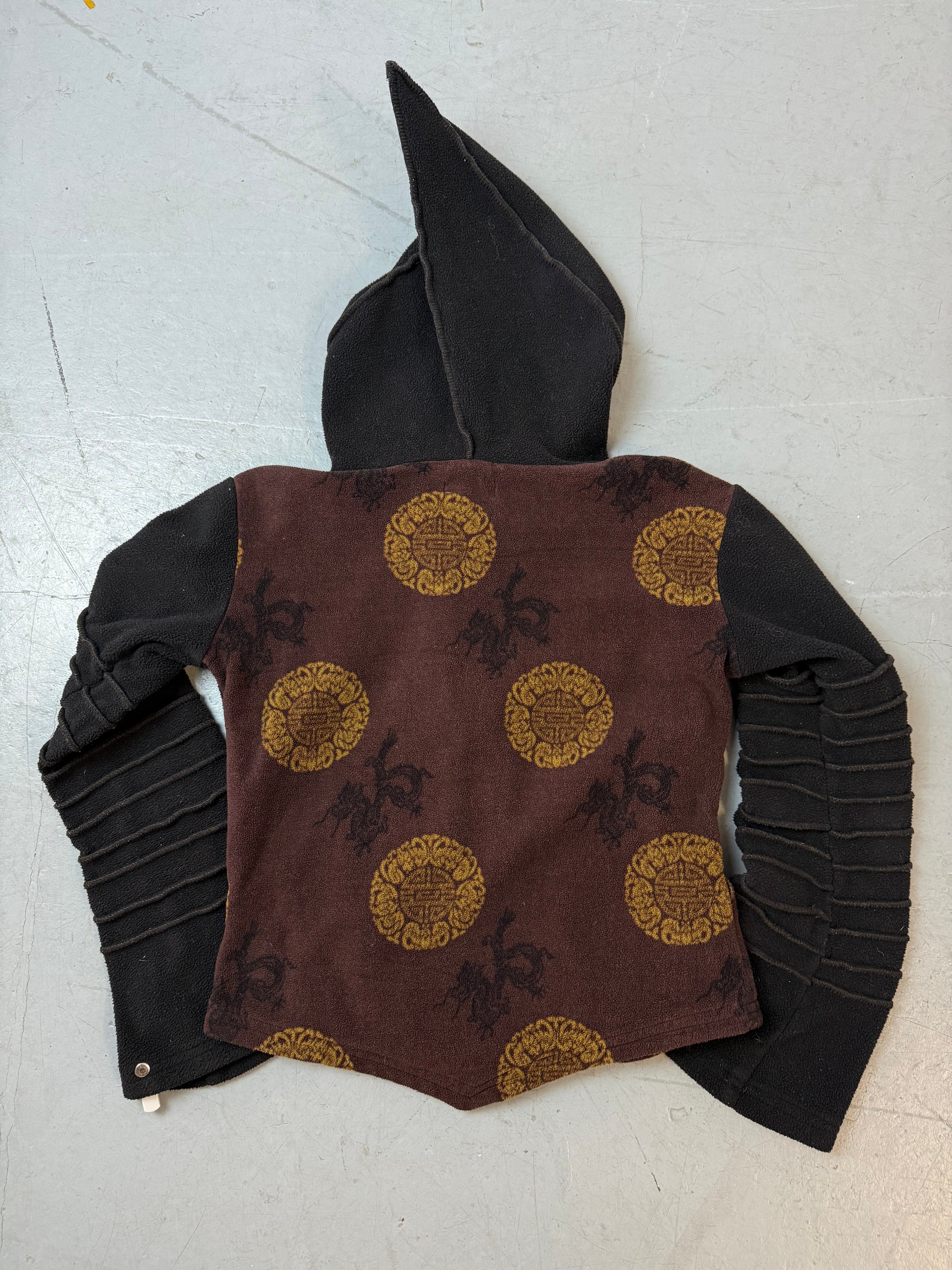 Vintage Brown Witchy Zip Jacket für Damen. Y2K Second Hand 2000s Fashion