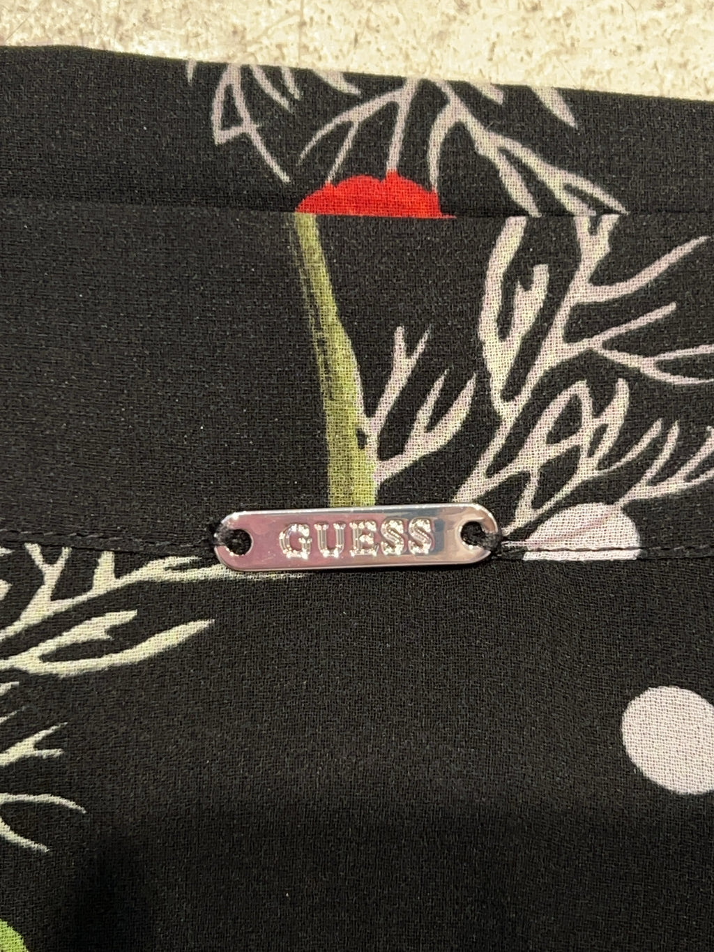 Vintage Guess Rock (S)