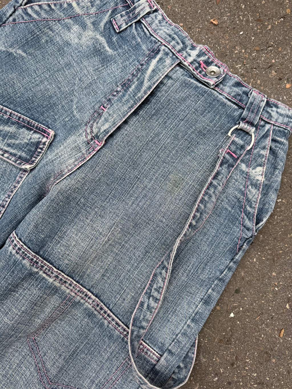 Produktbild von Vintage Cargo Denim mit Pink Stitching XXS von hinten