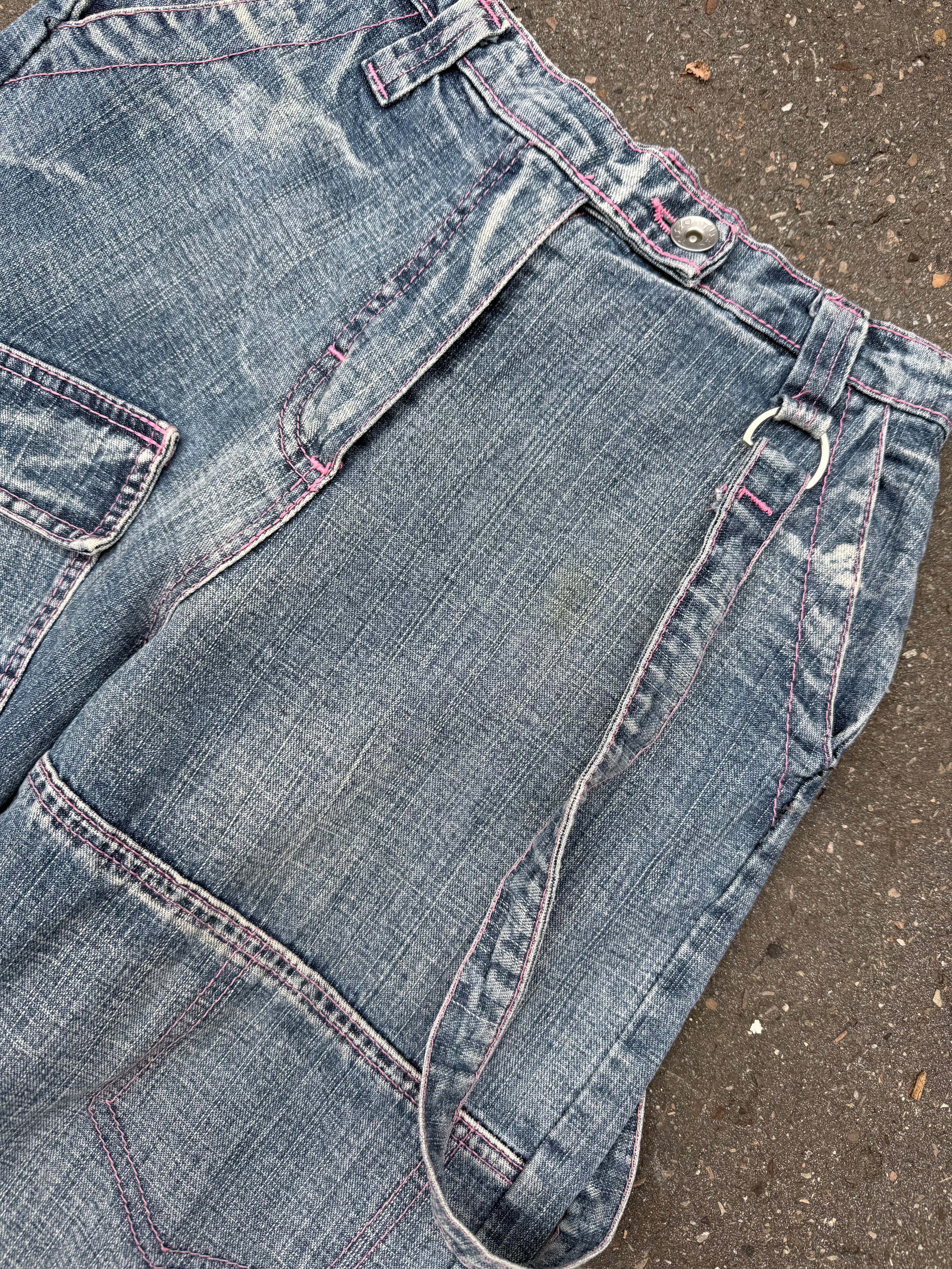 Produktbild von Vintage Cargo Denim mit Pink Stitching XXS von hinten