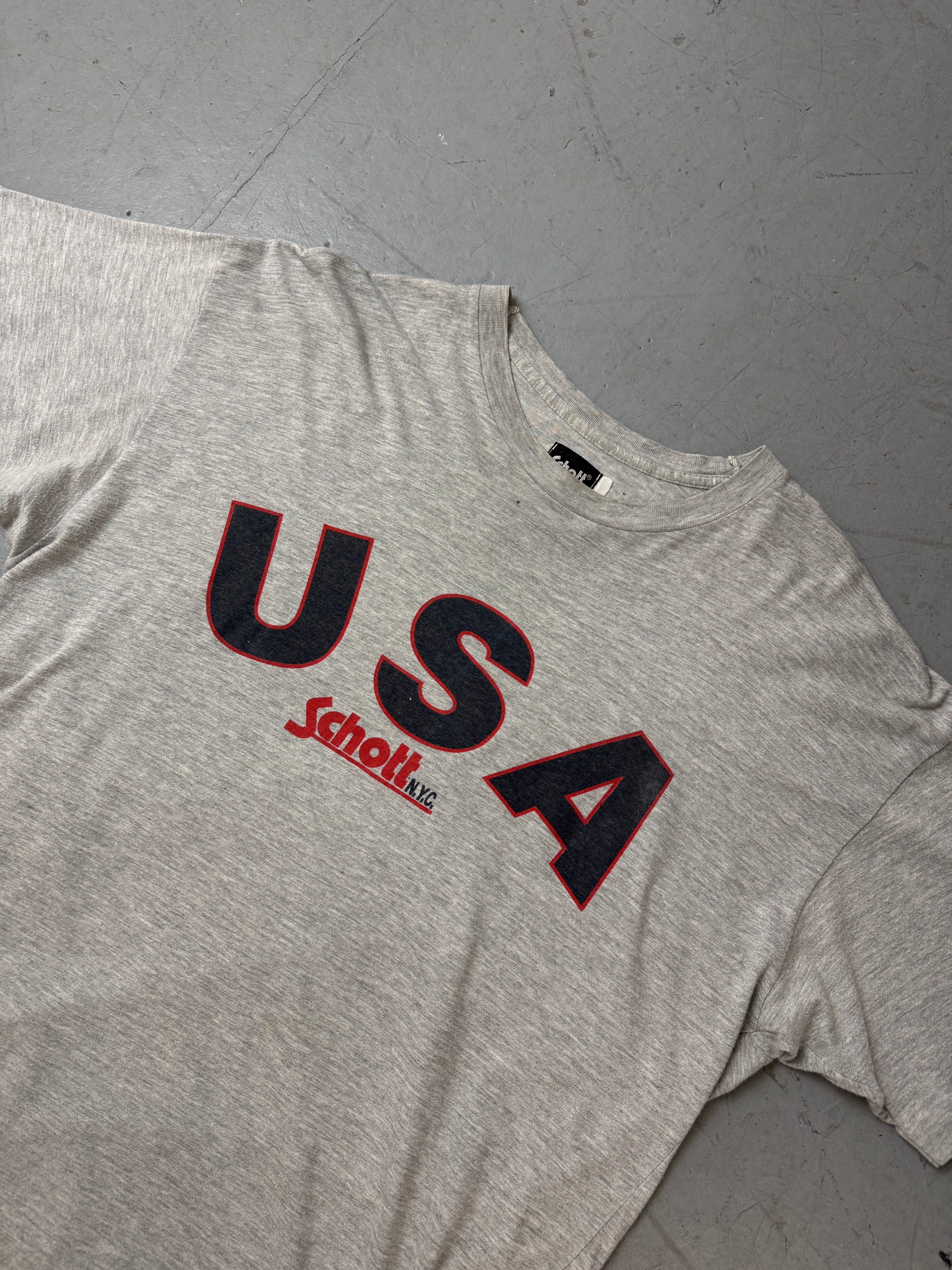 Vintage Schott USA Grey Printed T-Shirt für Herren. Secondhand Y2K 2000s Fashion