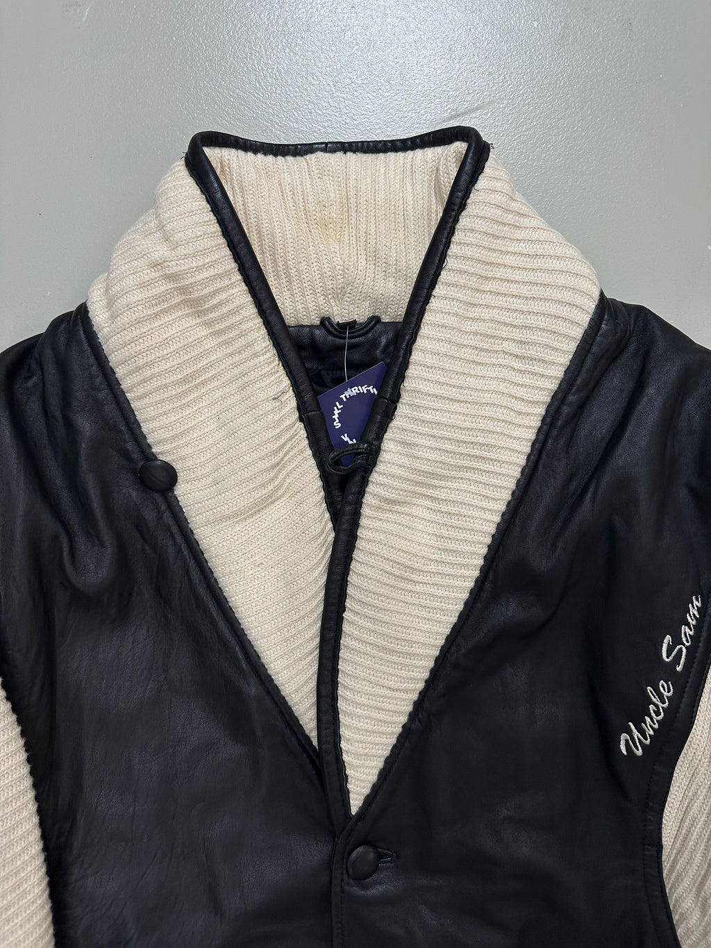 Vintage Uncle Sam Wool/Leather Jacket
für Herren. Y2K Second Hand 2000s Fashion 