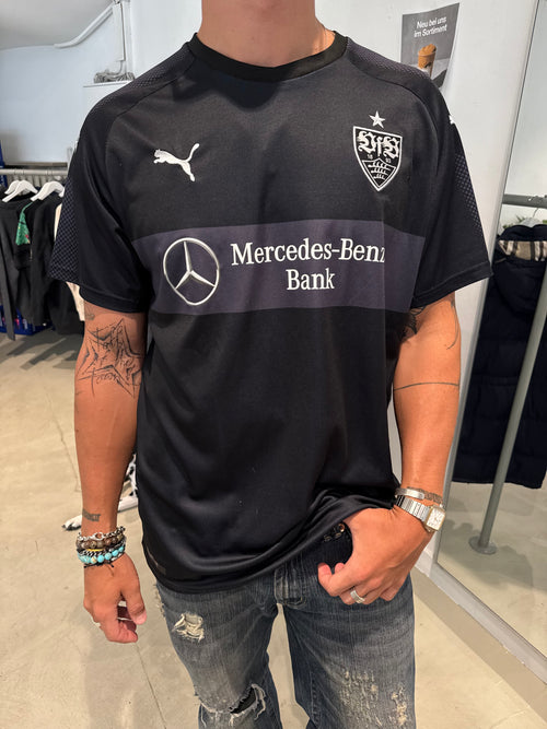 Vintage Puma VfB Trikot für Herren. Y2K Second Hand 2000s Fashion.