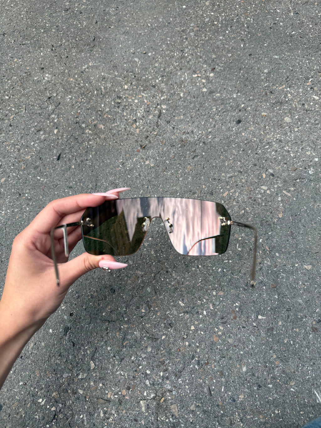 Sonnenbrille von Fendi mit großen Pink Orangen Gläsern