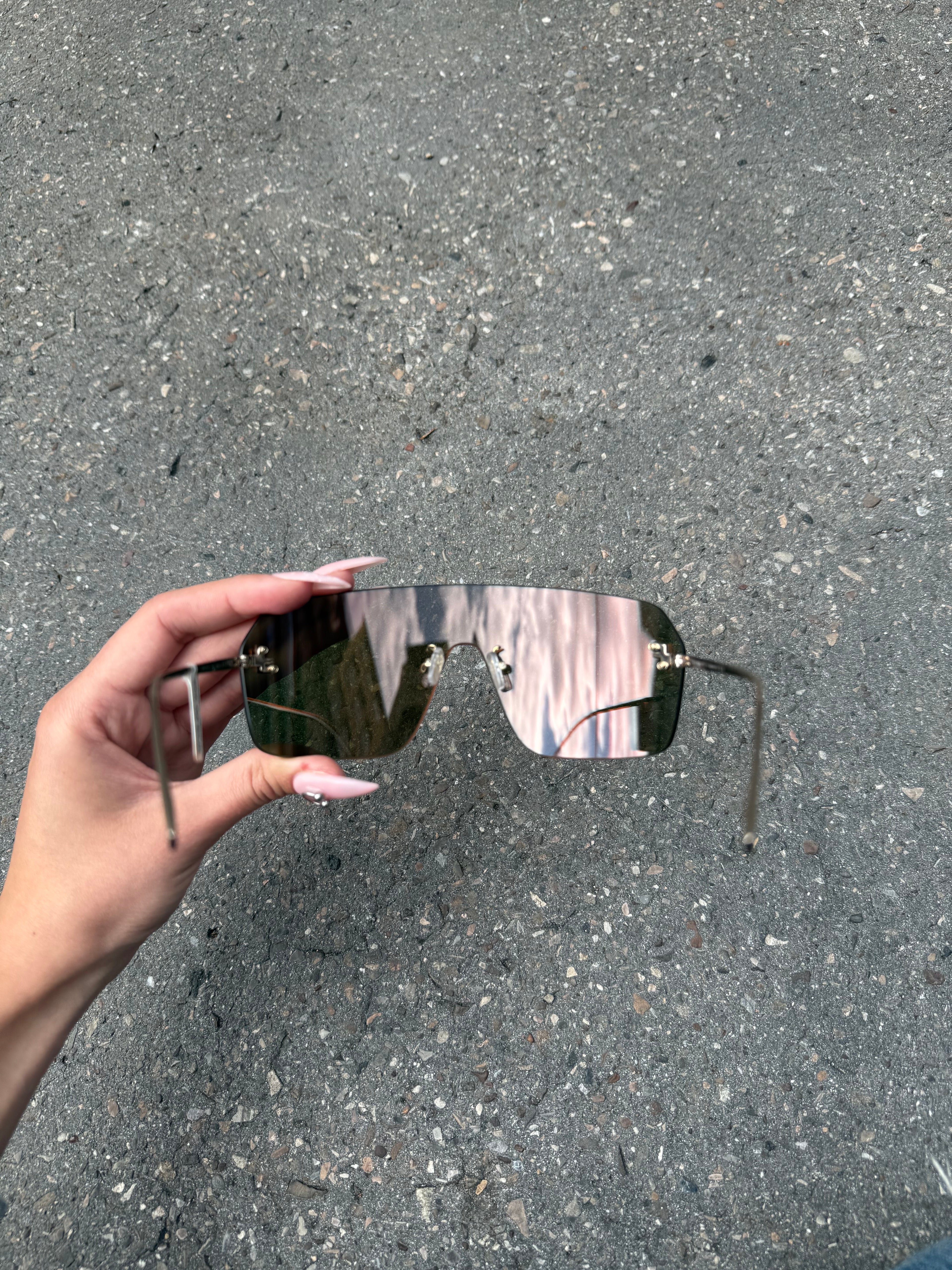 Sonnenbrille von Fendi mit großen Pink Orangen Gläsern