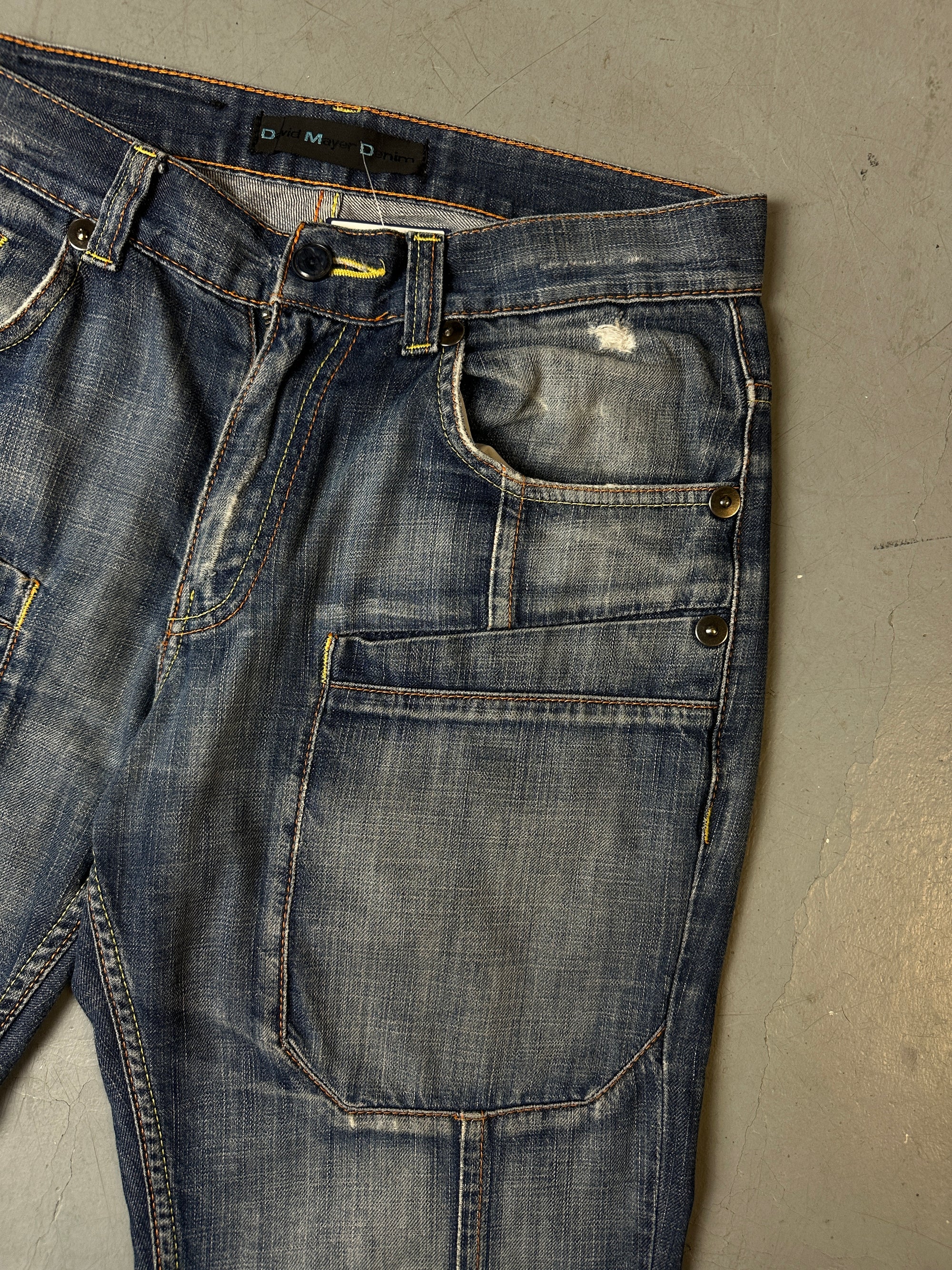 Detailbild von Vintage Blue Pocket Denim von vorne