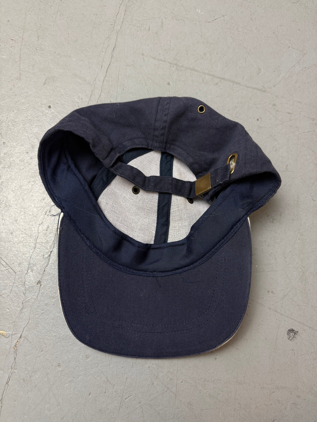 Vintage Dark Blue Cap. Unisex. Y2K Second Hand 2000s Fashion