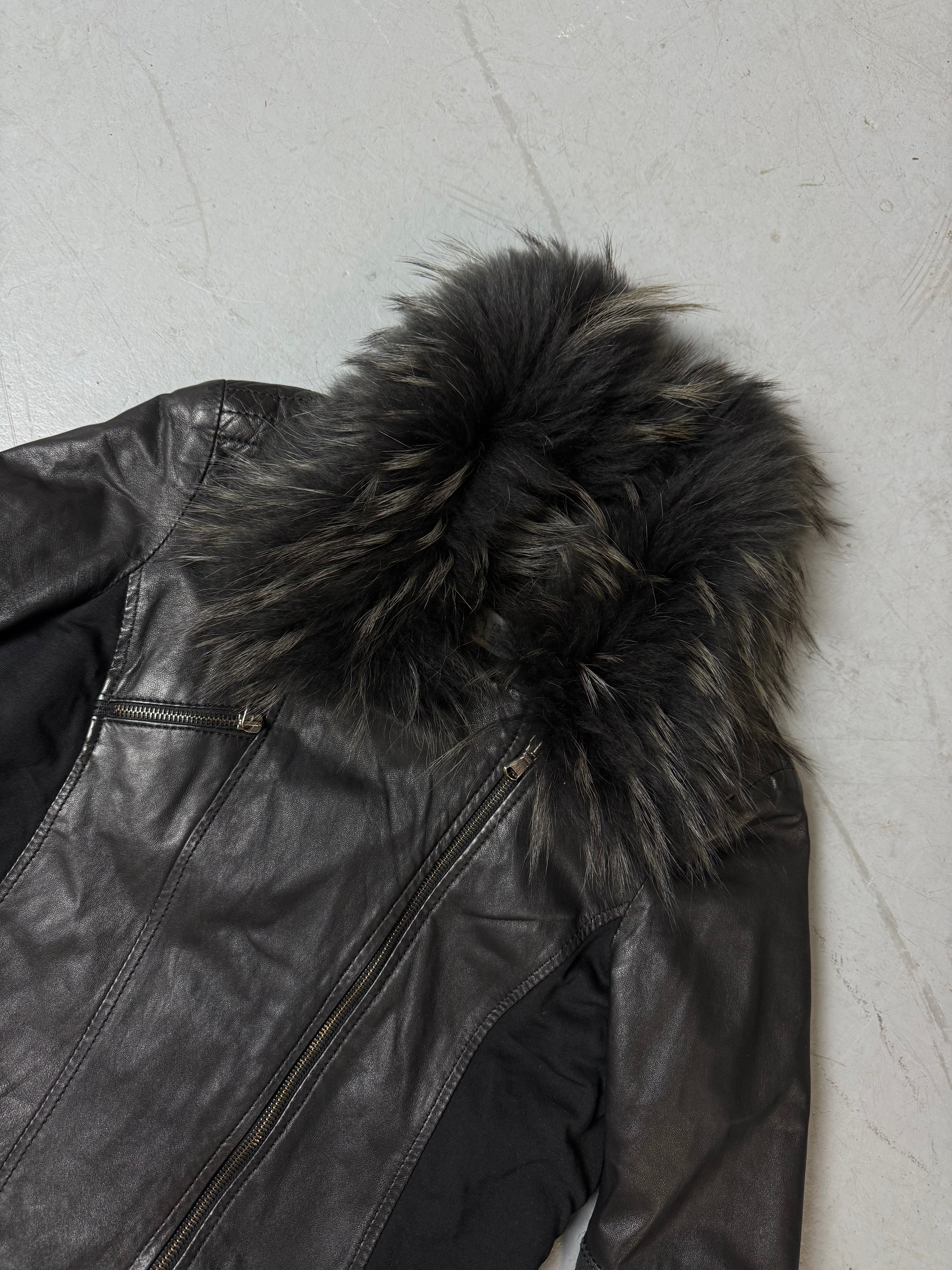 Detailbild von Vintage KAOS Italian Leather Jacket von vorne 