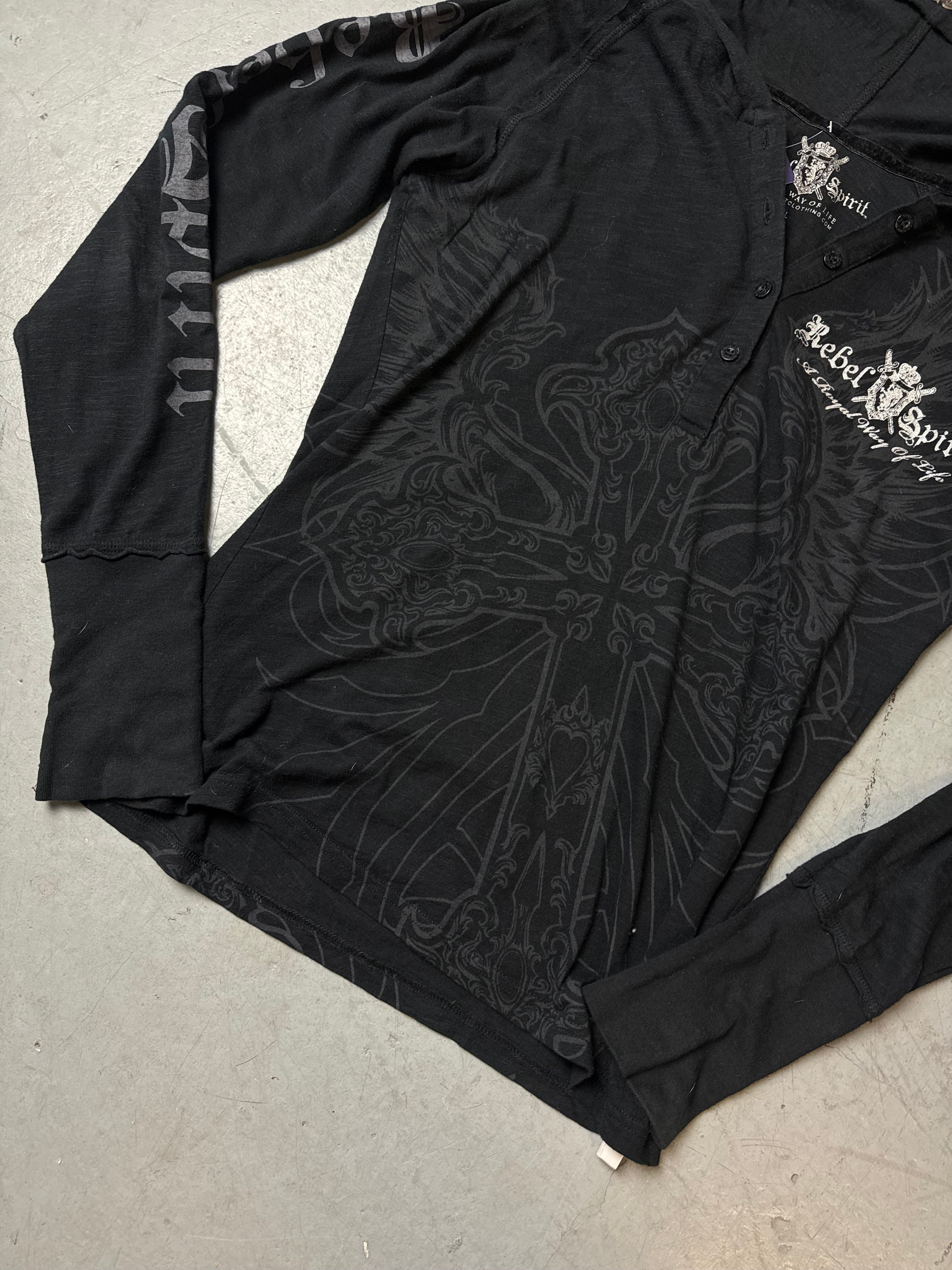 Vintage Rebel Spirit Black Hooded Longsleeve M/L