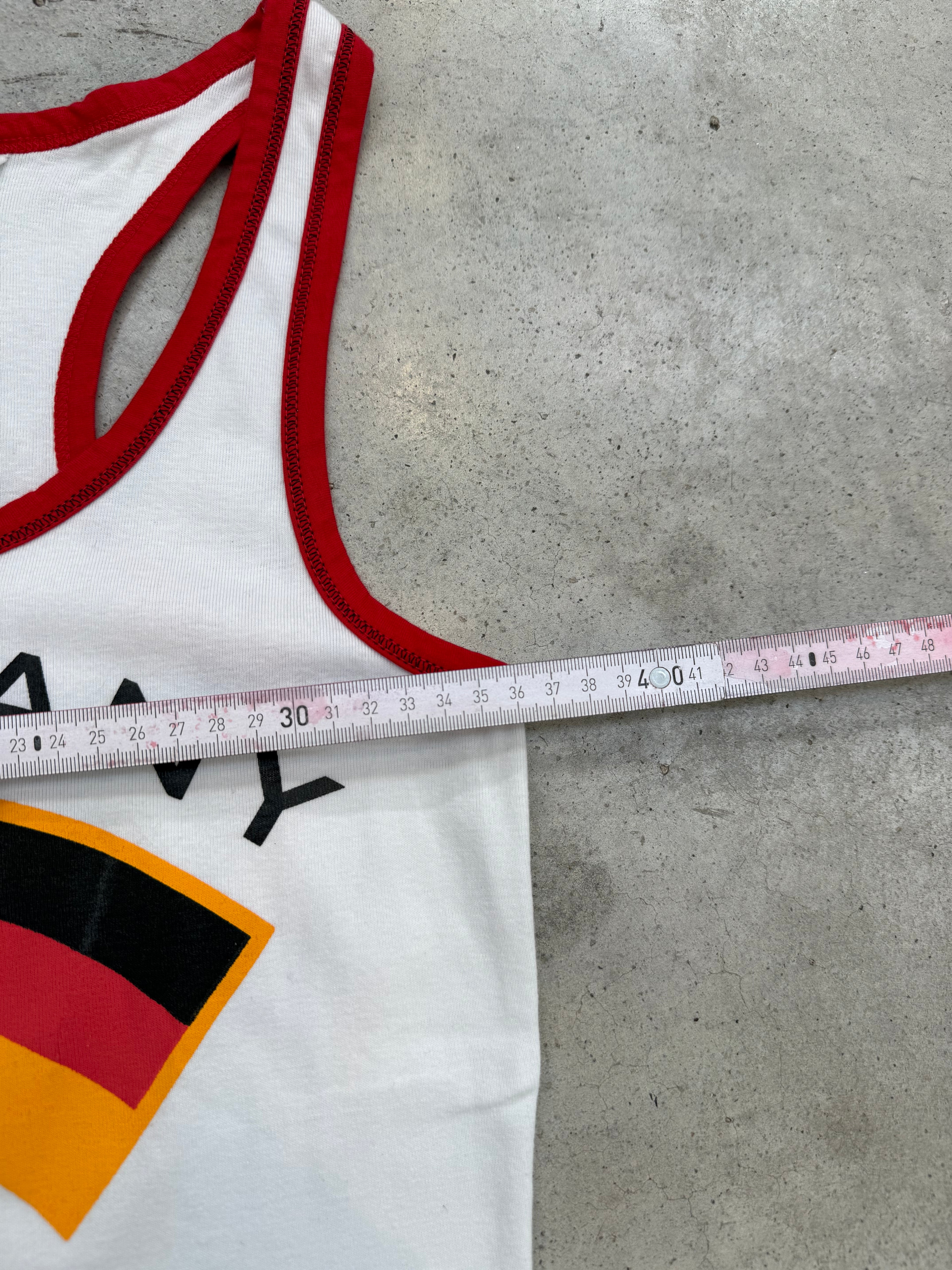 Vintage Germany Girls Tank Top für Damen. Y2K Second Hand 2000s Fashion 