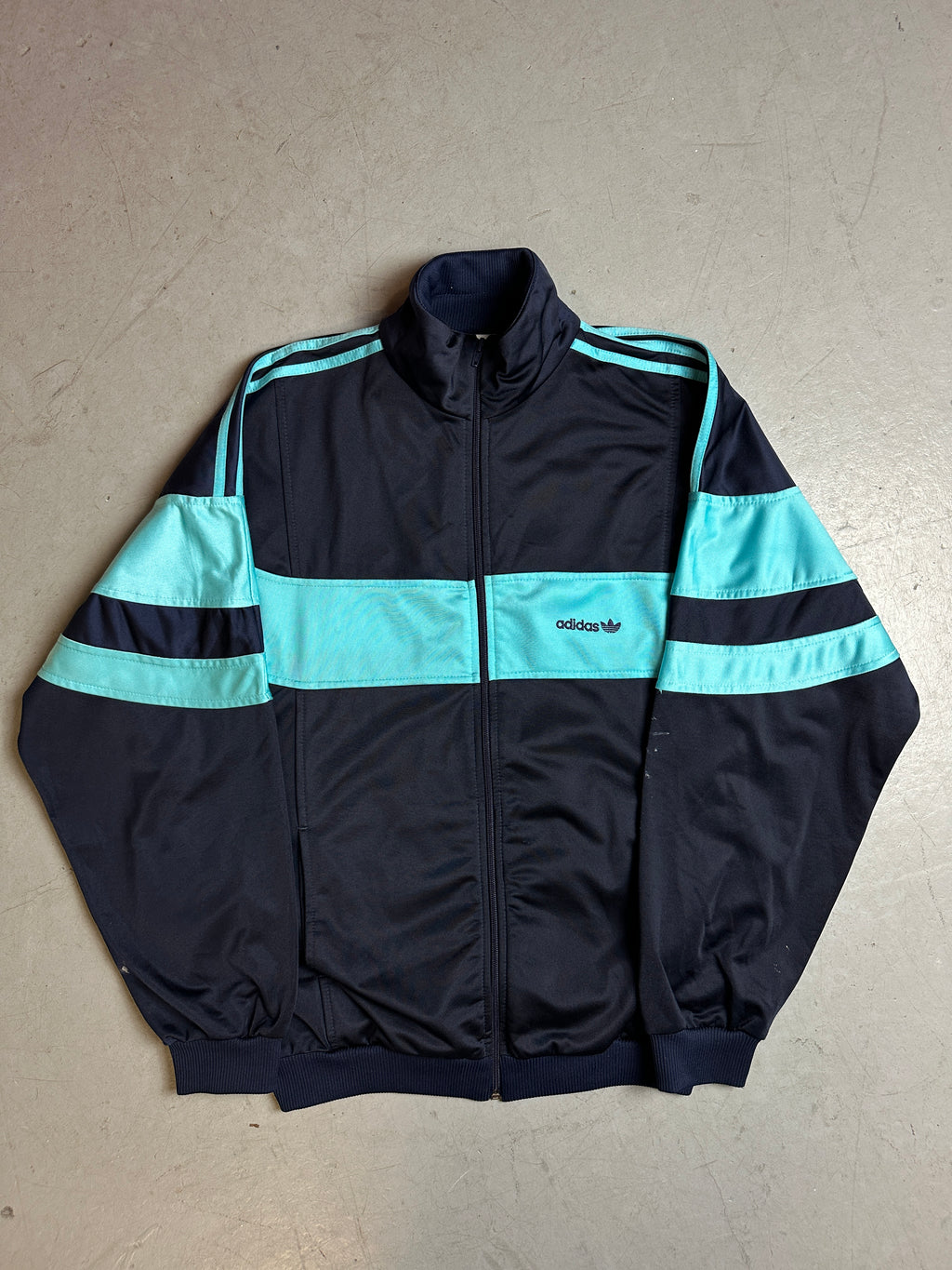 Produktbild von Vintage Adidas Blue Trackjacket S/M von vorne