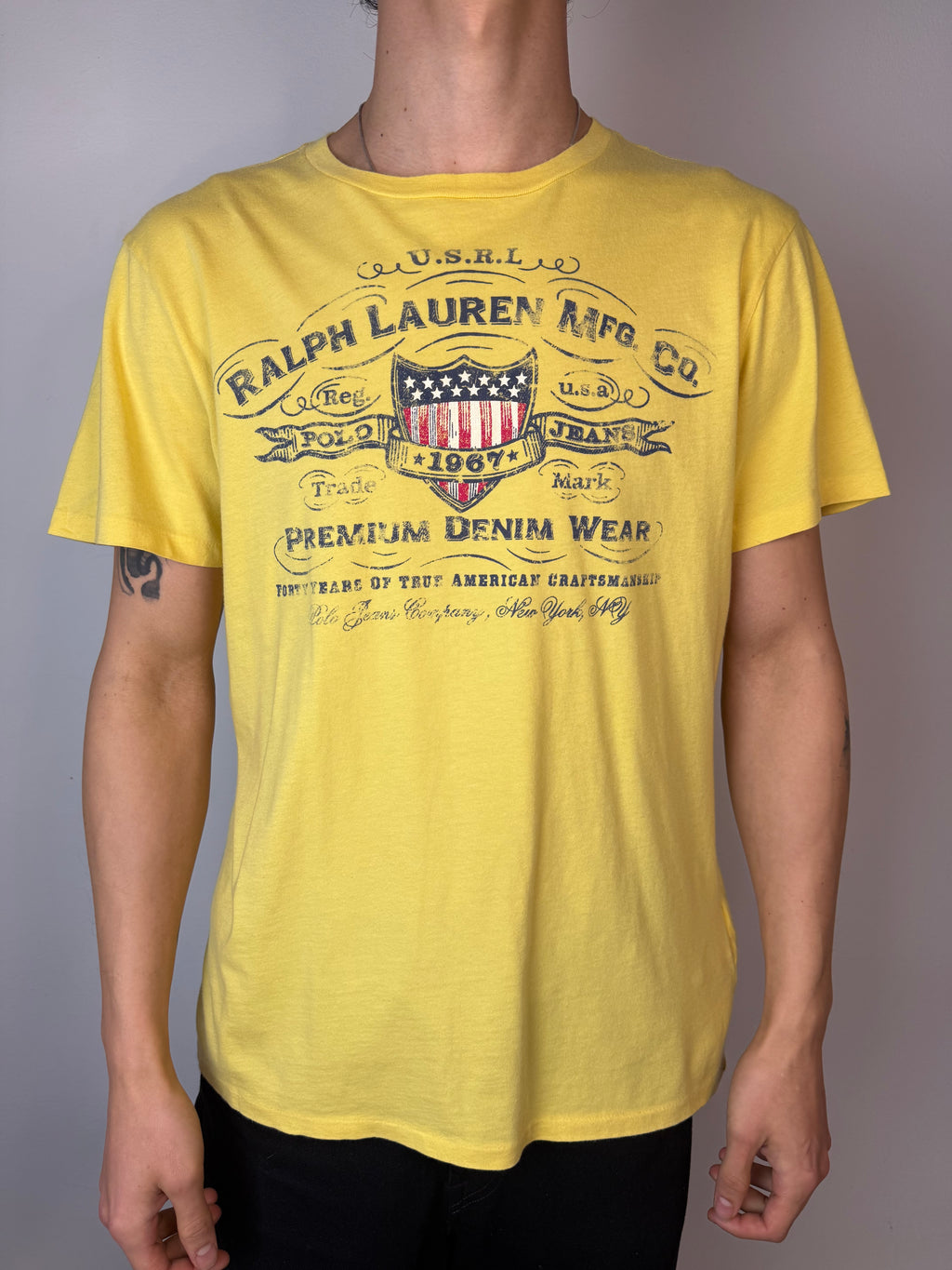 Tragebild von Vintage Ralph Lauren Yellow Printed Shirt M von vorne