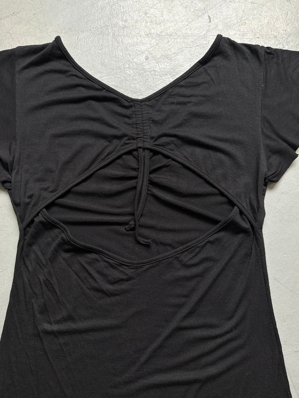 Vintage Black V-Neck Glitter Top for women. Y2K Second Hand 2000s Fashion.