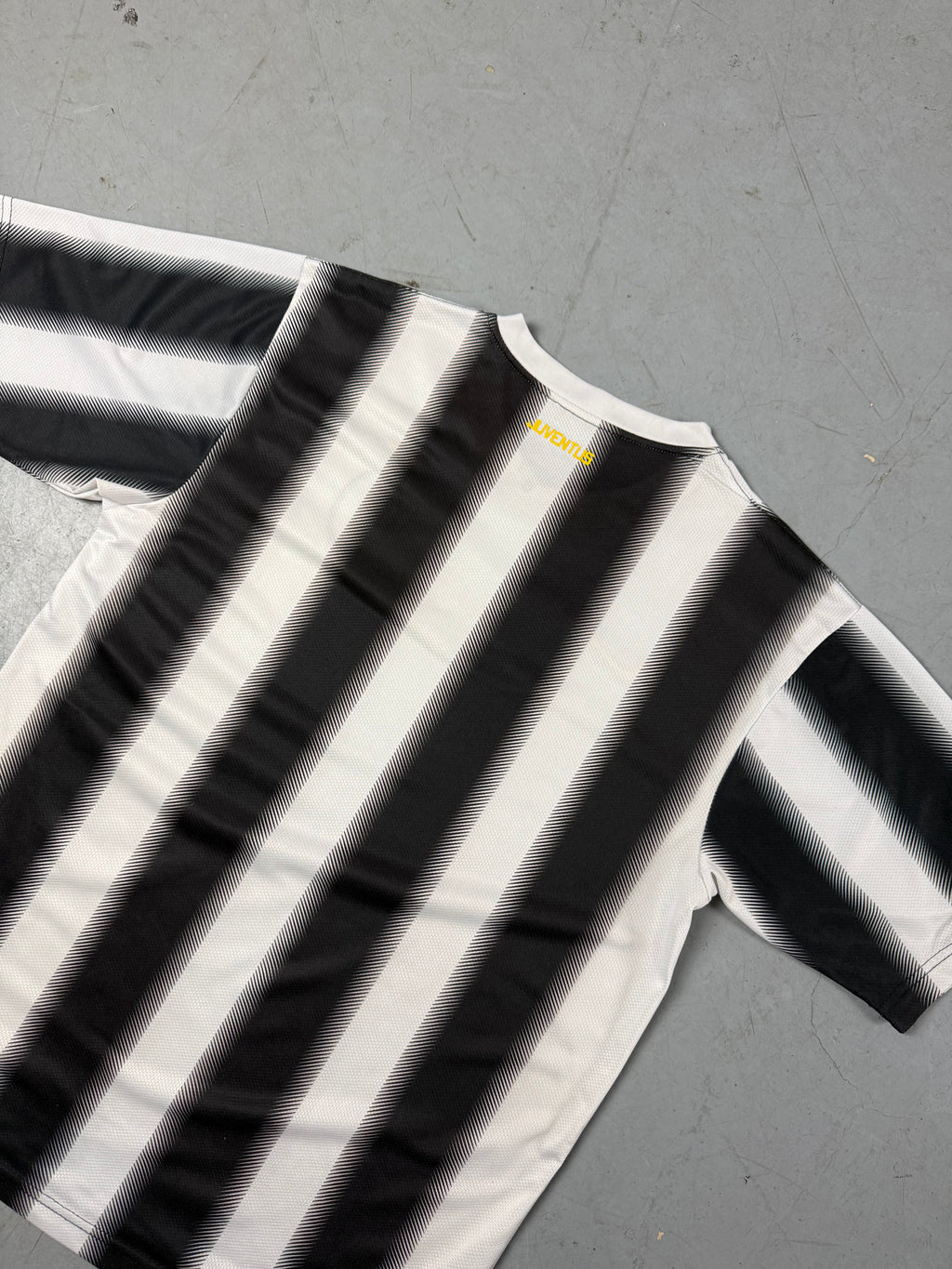 Detailliertes Produktbild von hinten