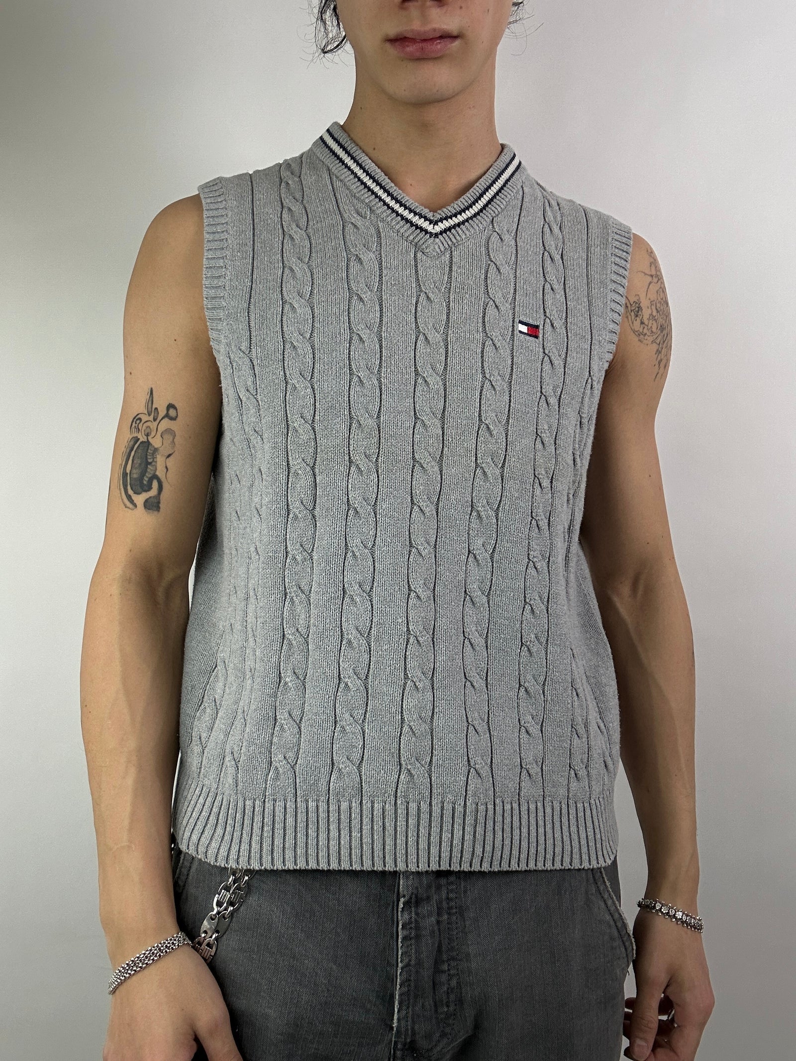 Vintage Tommy Hilfiger Grey Sweater Vest M