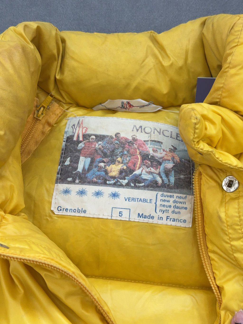 Vintage Moncler Puffer (XL)