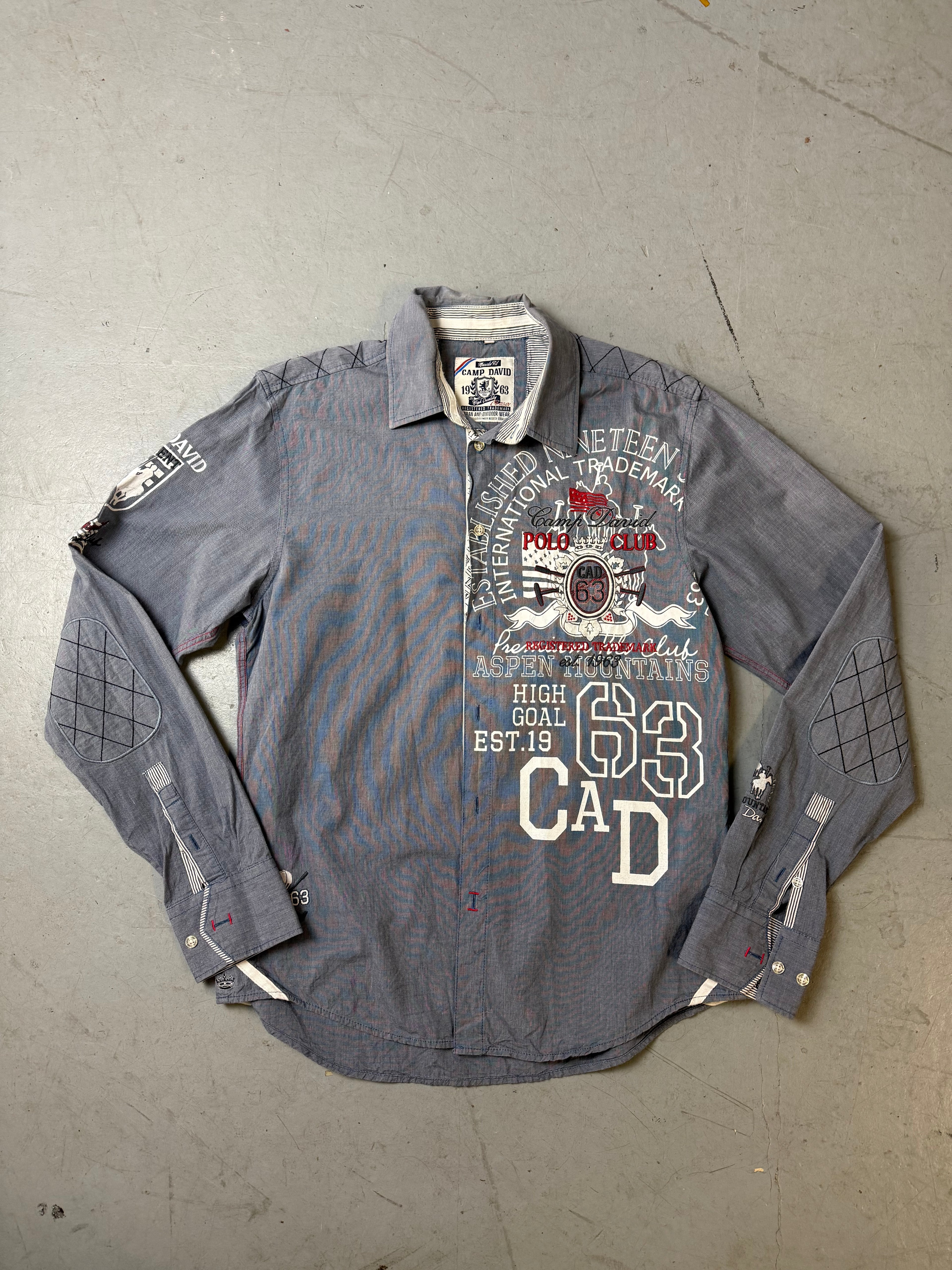 Vintage Camp David Grey Y2K Printed Button Up Shirt M/L