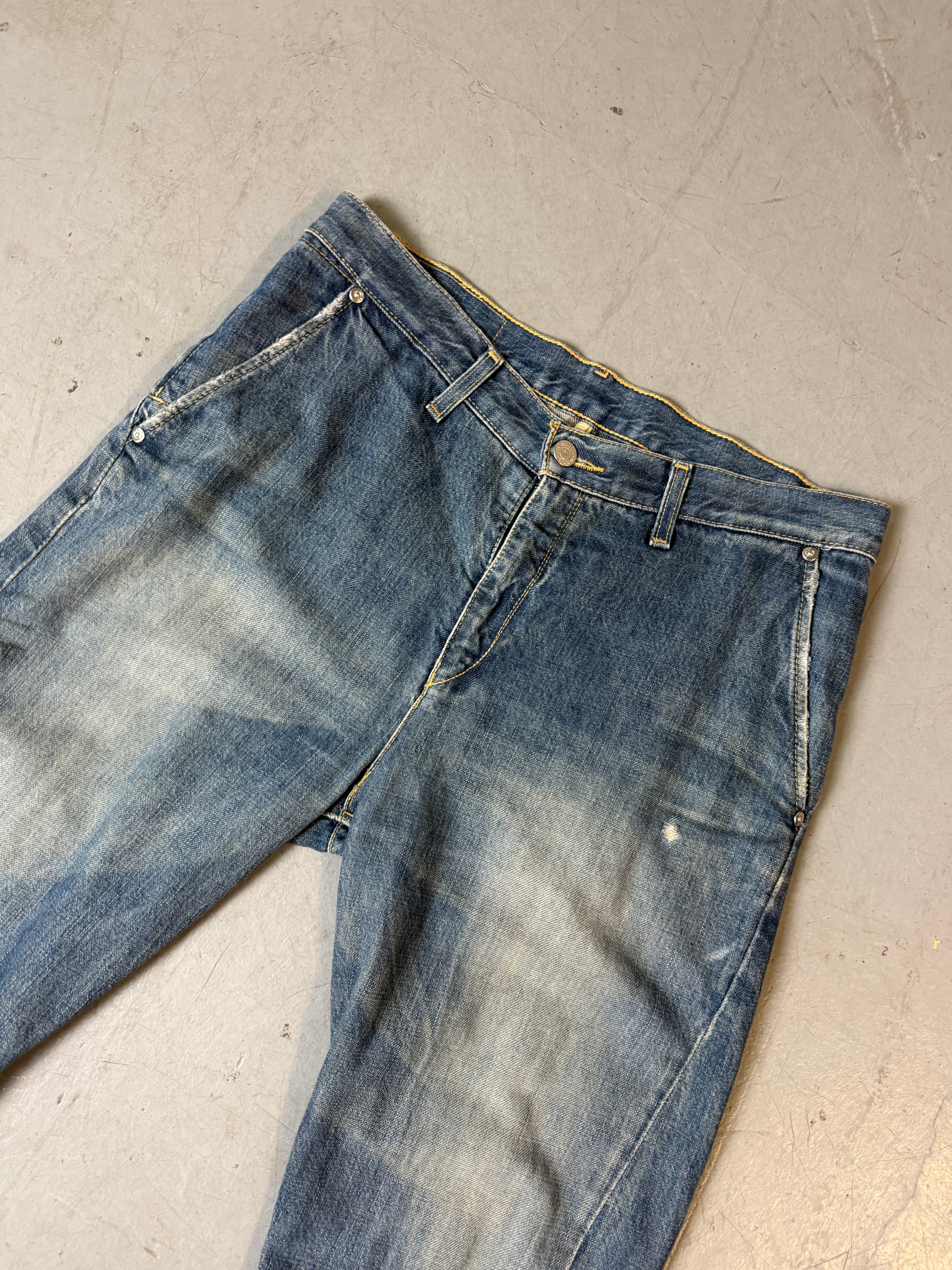 Vintage Levis Engineered Long Baggy Jeans M