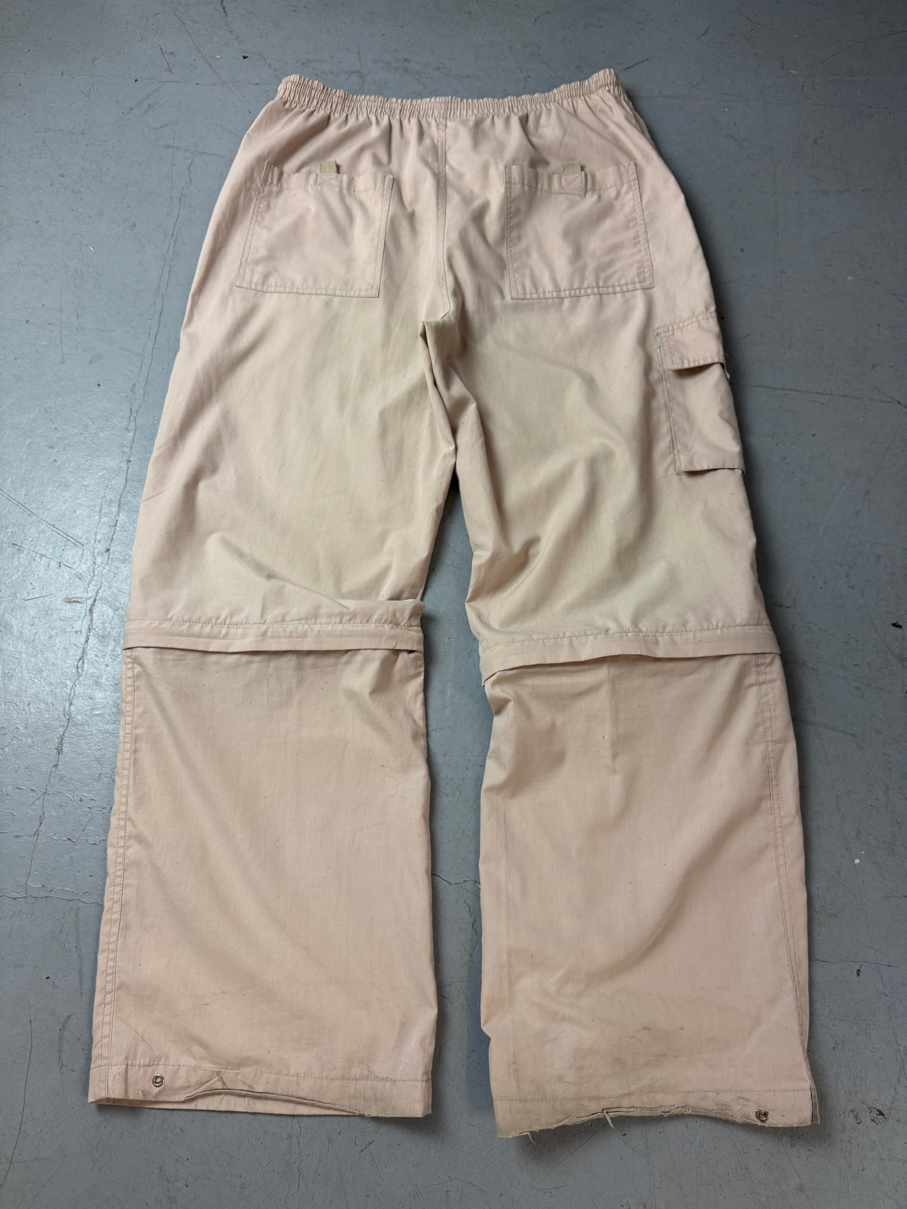 Vintage Beige Trackpants für Herren. Secondhand Y2K 2000s Fashion