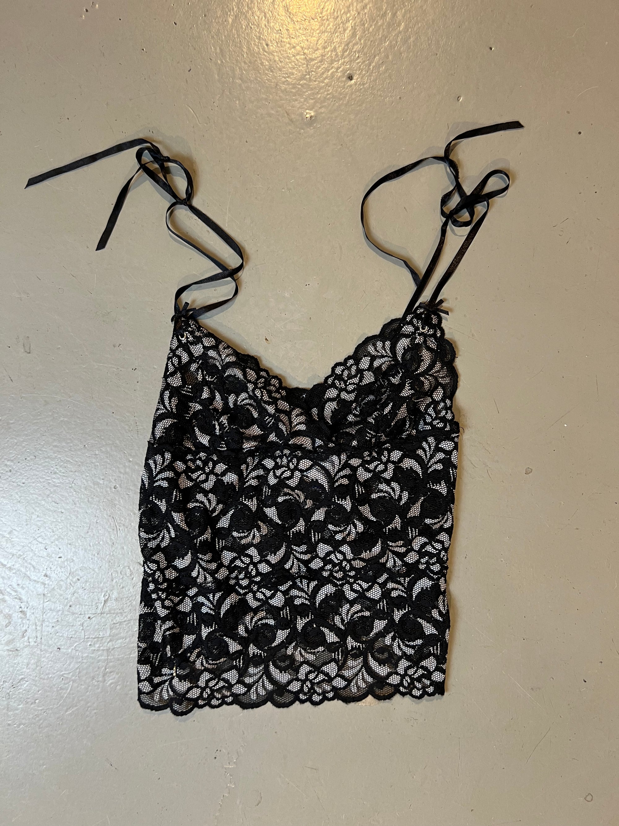 Vintage Black Mesh Flower Top XS/S