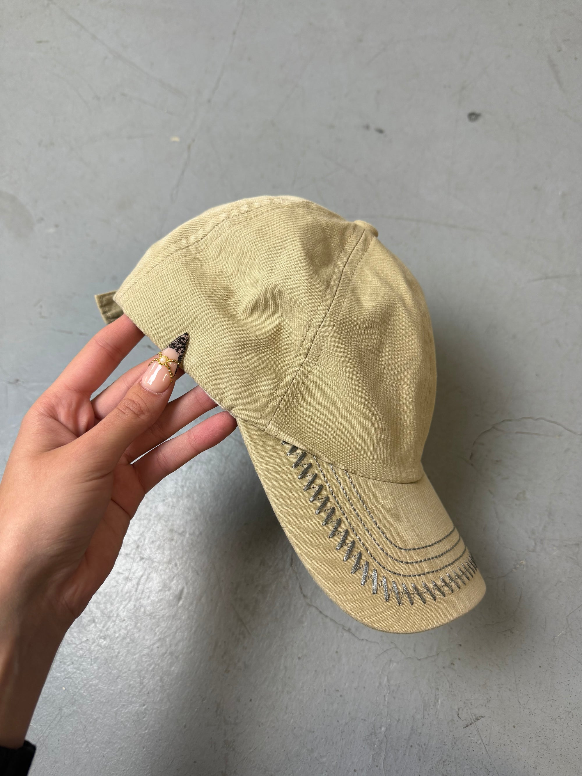 Vintage Classic Beige Cap