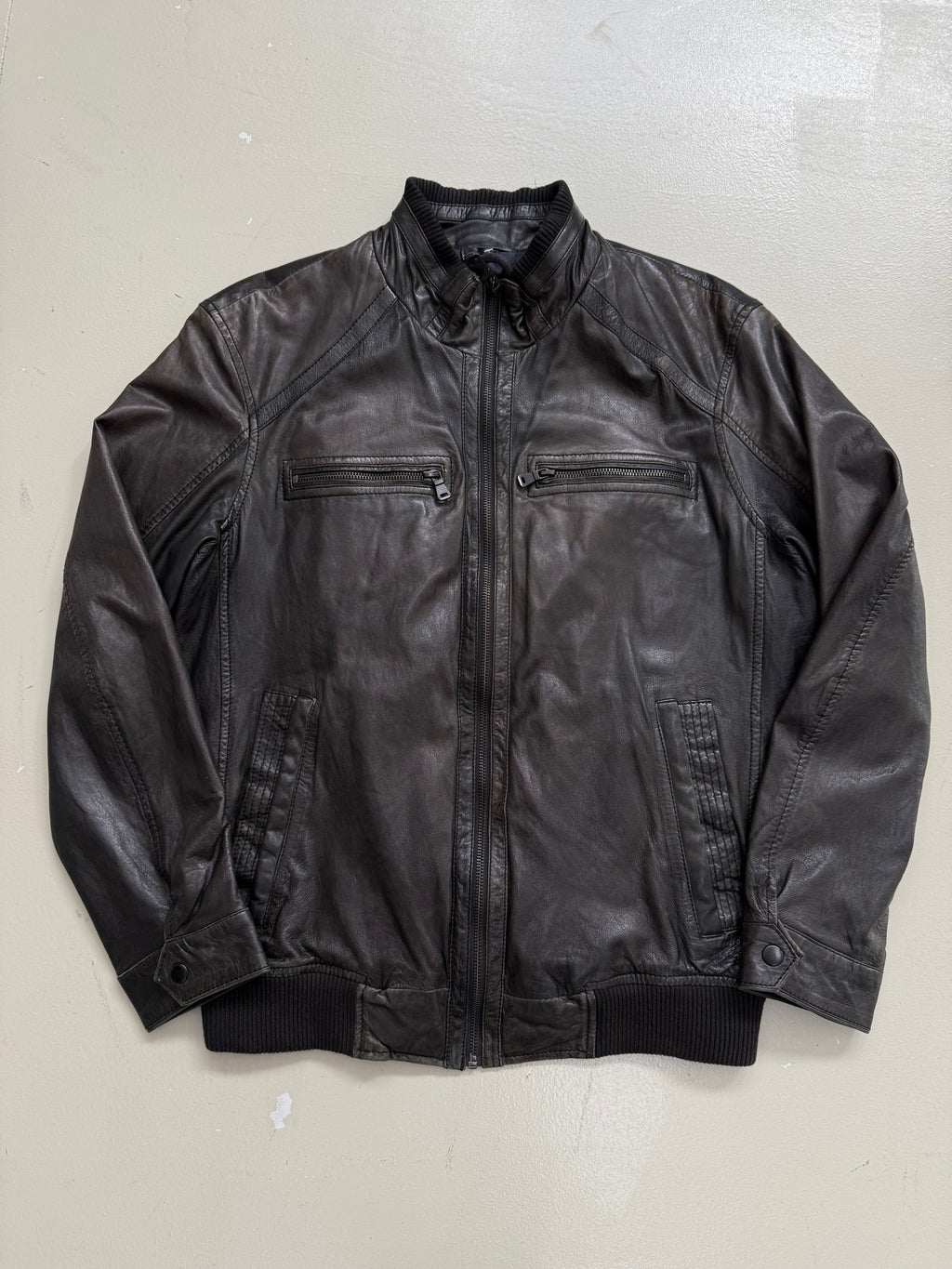 Vintage Brown Christian Berg Leather Jacket für Jungs. Y2K Second Hand 2000s Fashion