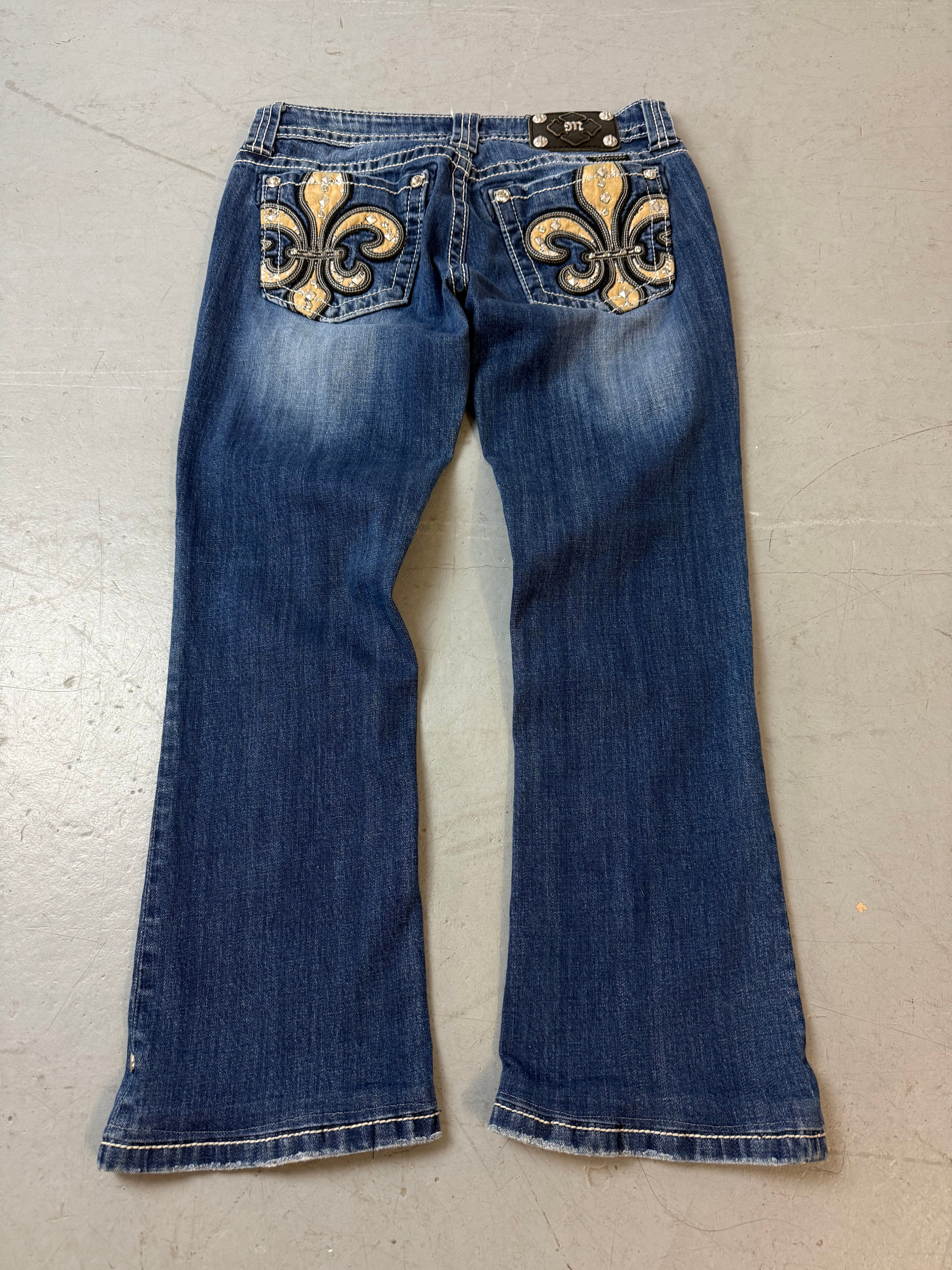 Vintage Miss Me Low Waist Capri Denim für Damen. Y2K Second Hand 2000s Fashion