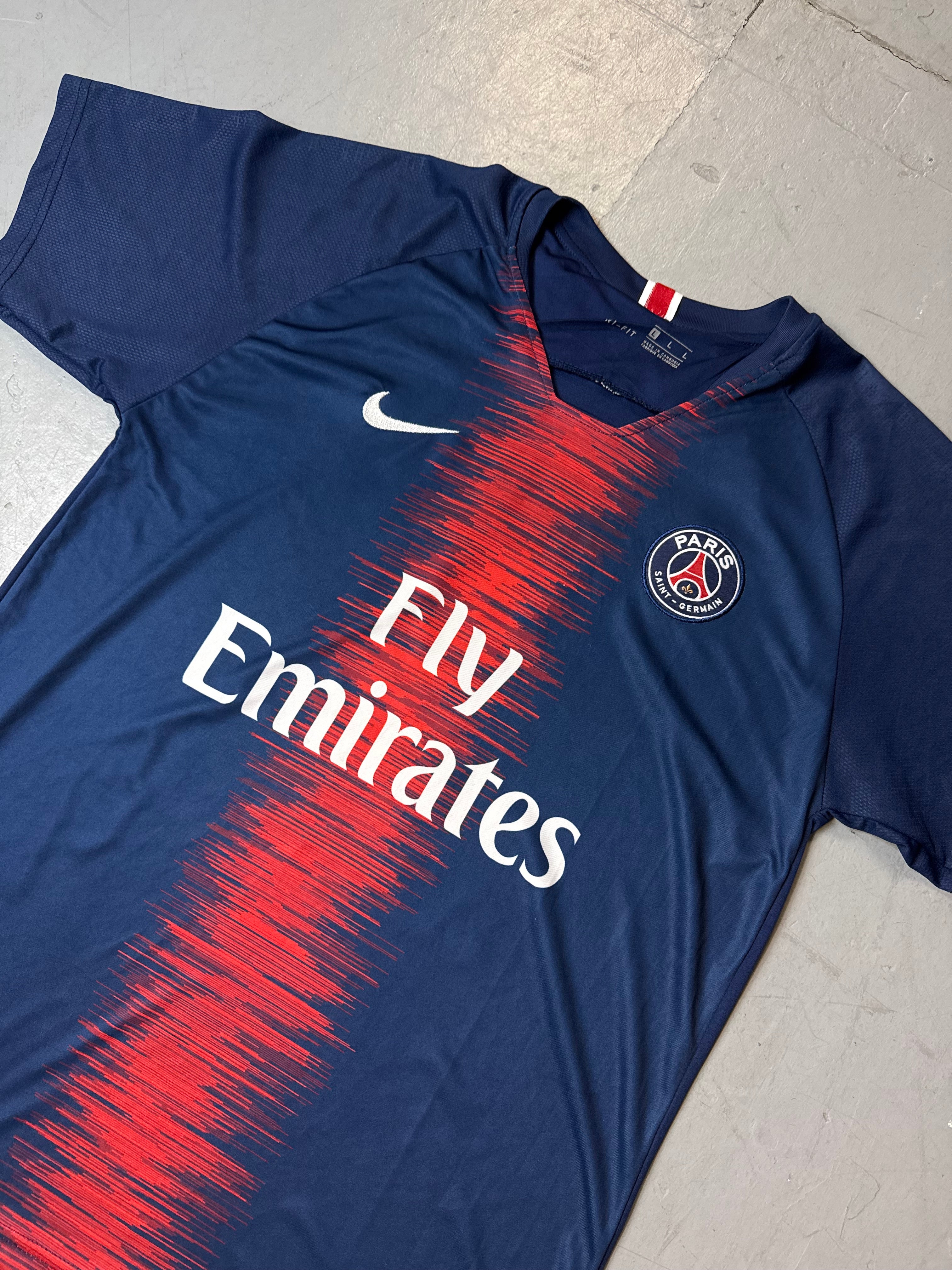 Vintage Nike Paris Saint-Germain 18/19 Home Jersey Mbappé L