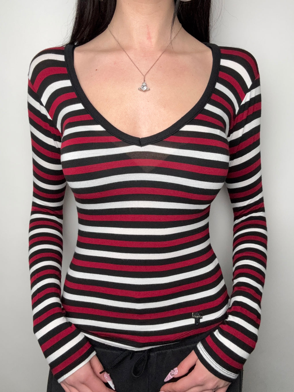 Vintage Timer Red Striped Longsleeve für Damen. Y2K Second Hand 2000s Fashion
