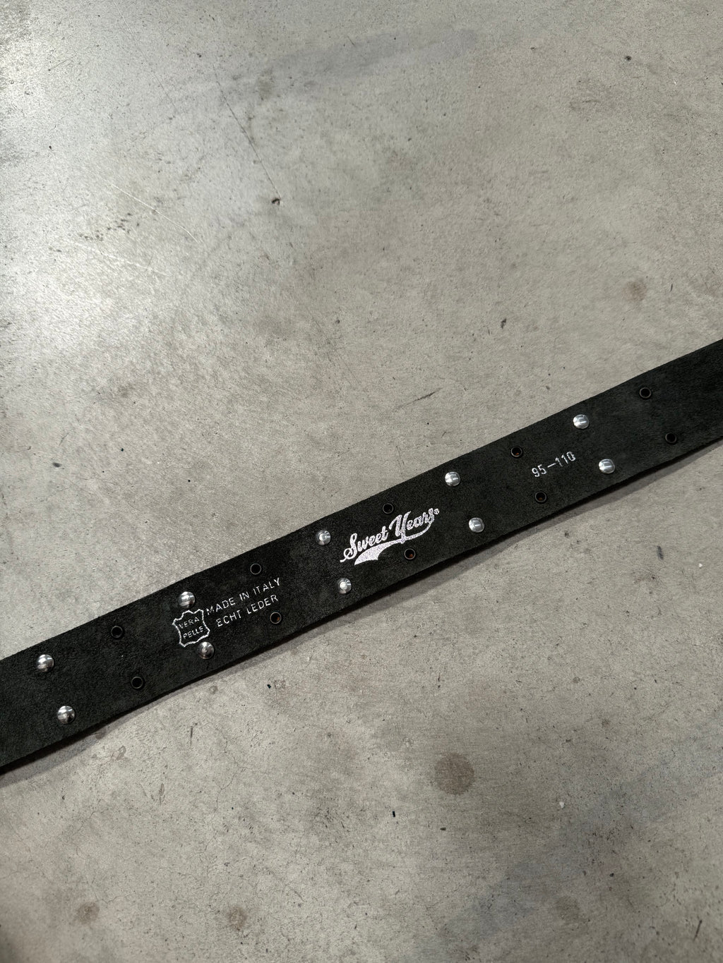 Vintage Sweet Years Black Leather Belt with Studs. Y2K Second Hand Fashion