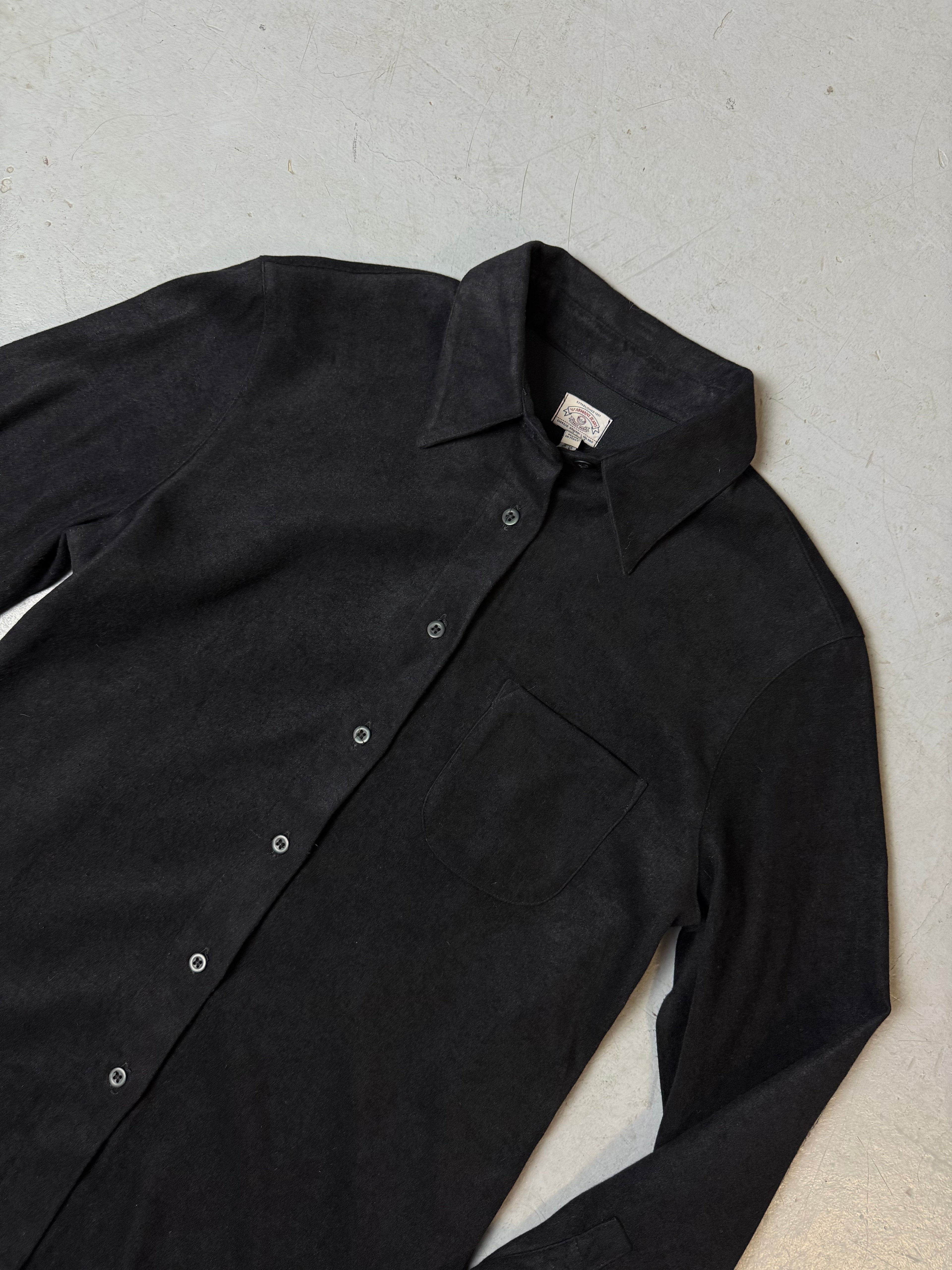 Detailbild von Vintage Armani Jeans Black Button Up Shirt von vorne