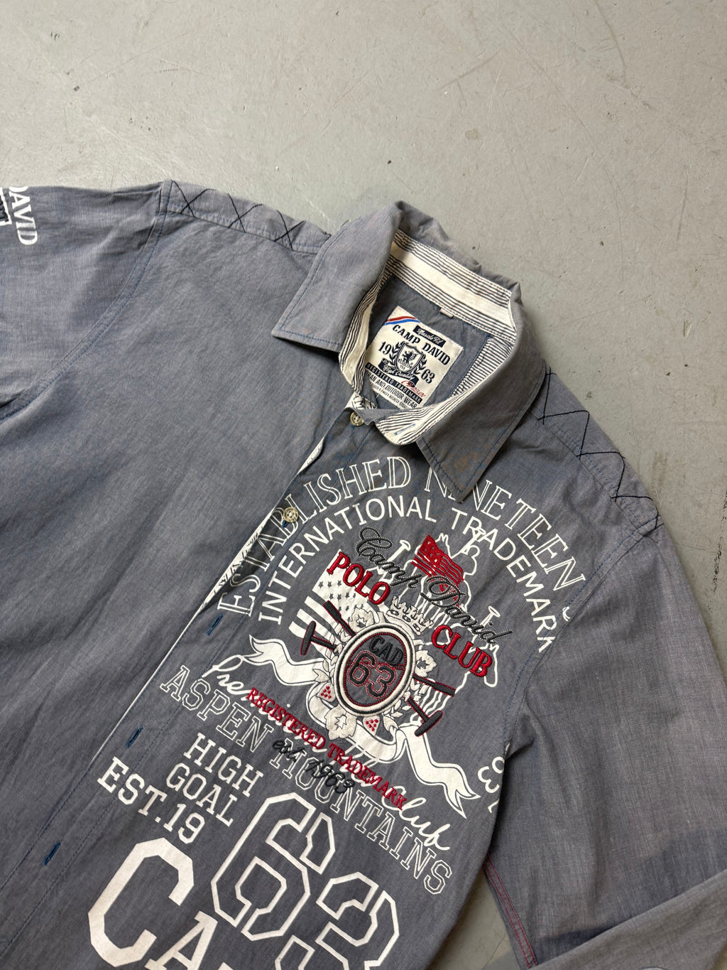 Vintage Camp David Grey Y2K Printed Button Up Shirt M/L