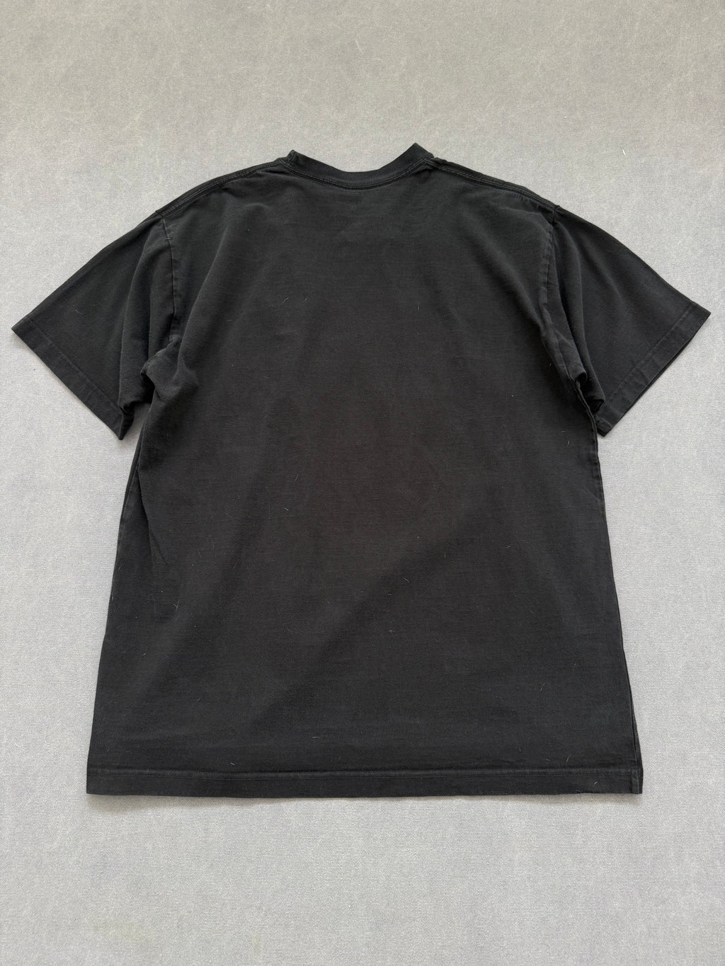 Vintage Neighborhood T-Shirt für Herren. Y2K Second Hand 2000s Fashion 
