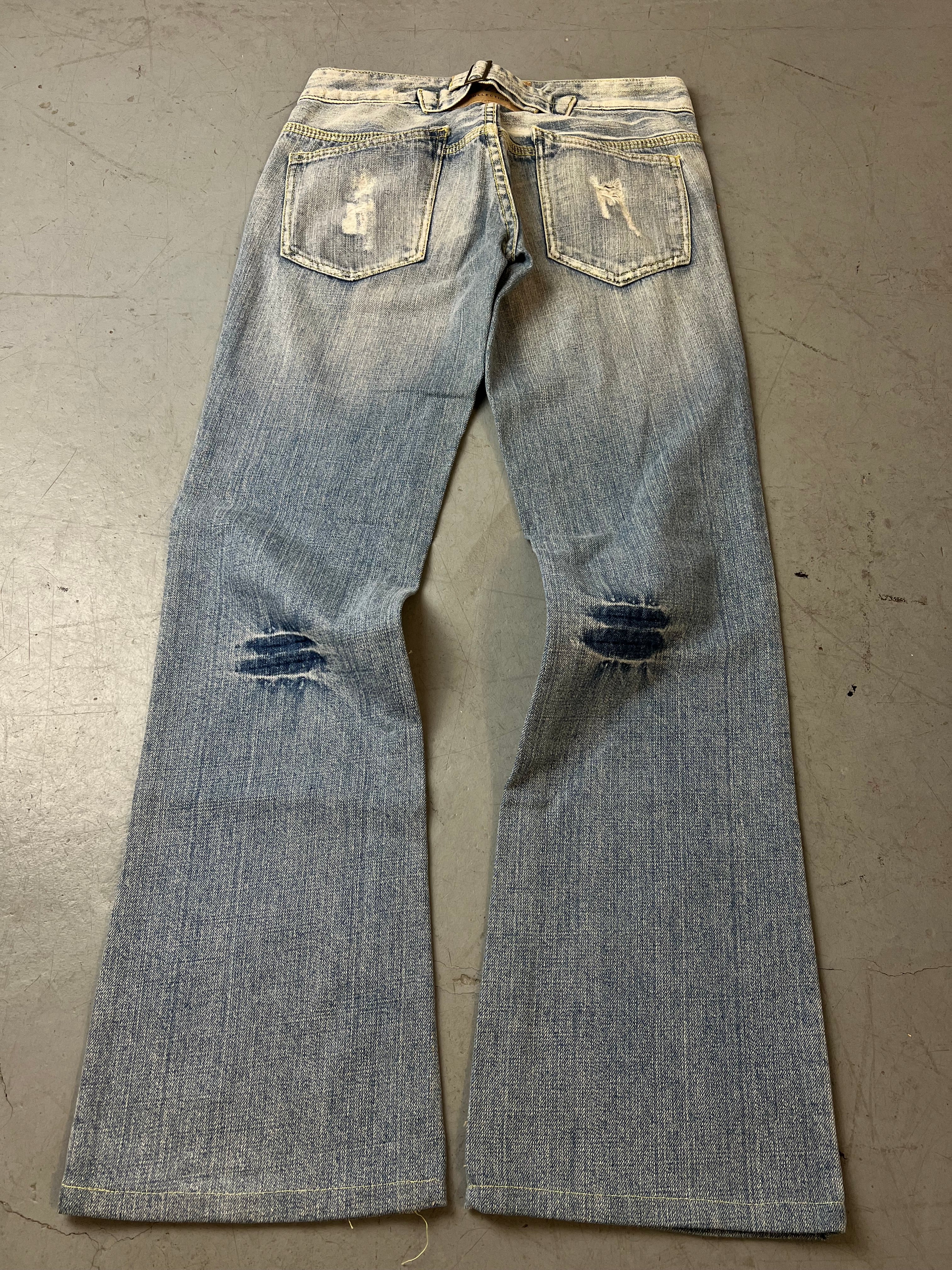 Vintage Low Waist Bootcut Jeans with Rhinestones für Damen. Y2K Second Hand 2000s Fashion