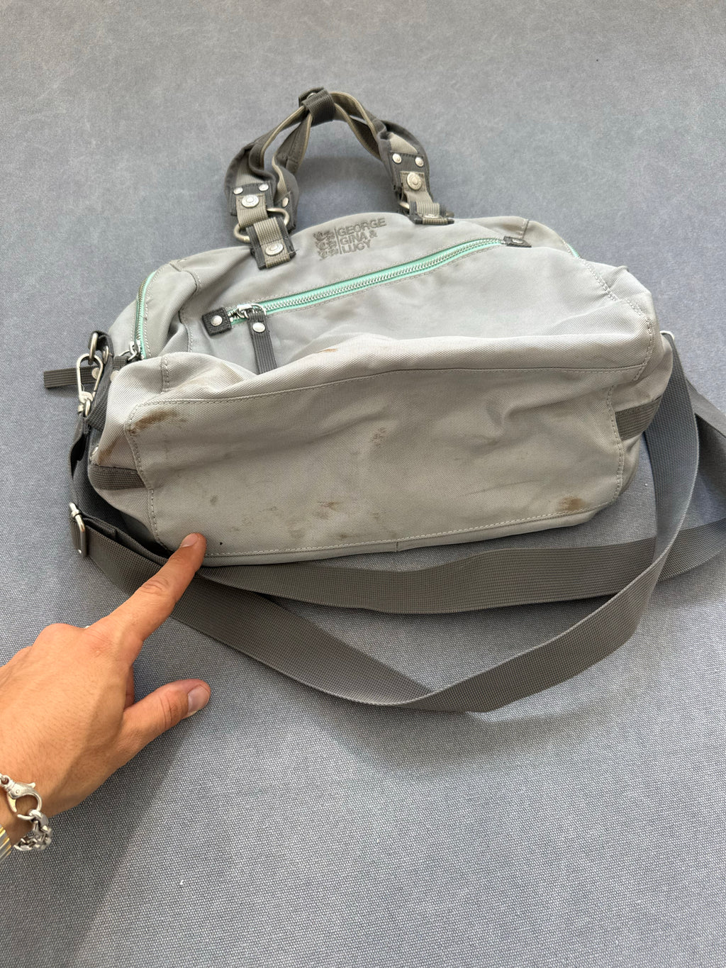 Vintage George Gina & Lucy Bag ()