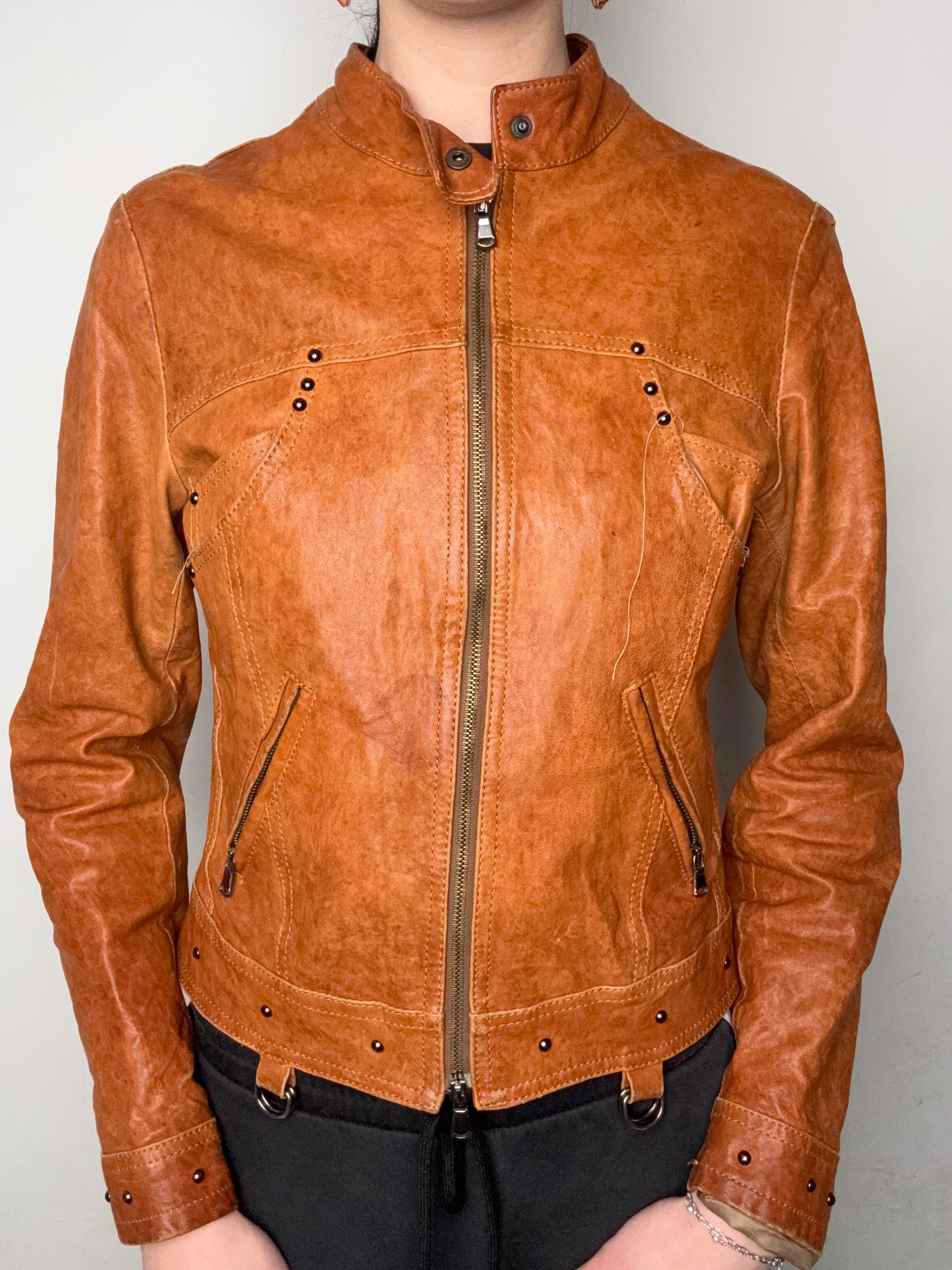 Vintage Blu Gaya Brown Leather Jacket Damen. Y2K Secondhand 2000s Fashion.