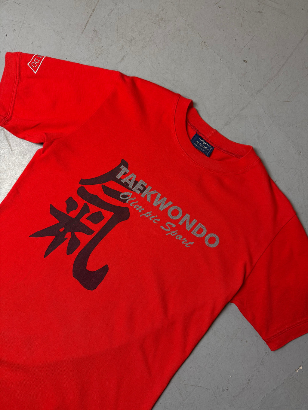 Vintage Red Taekwondo T-Shirt L