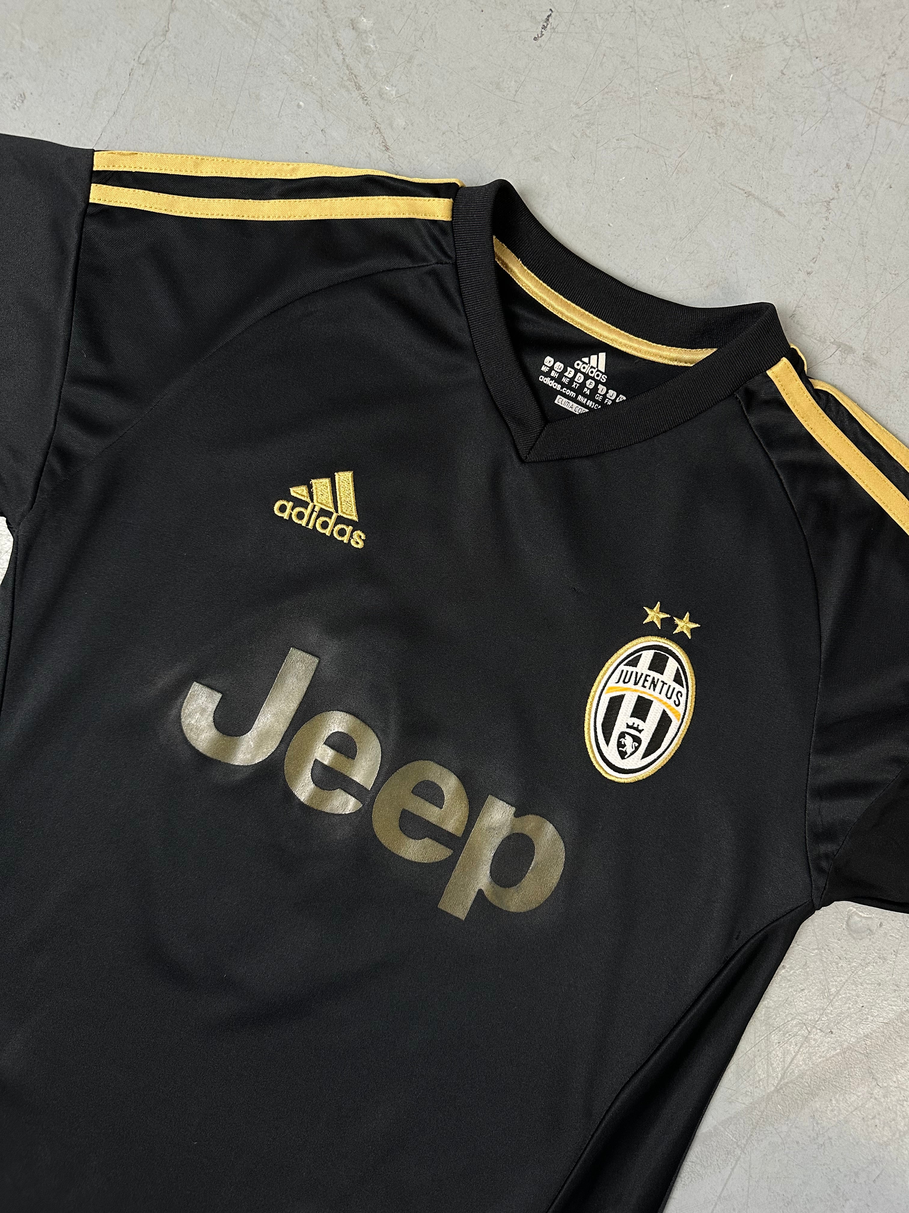 Vintage Black/Gold Juventus Jersey S/M